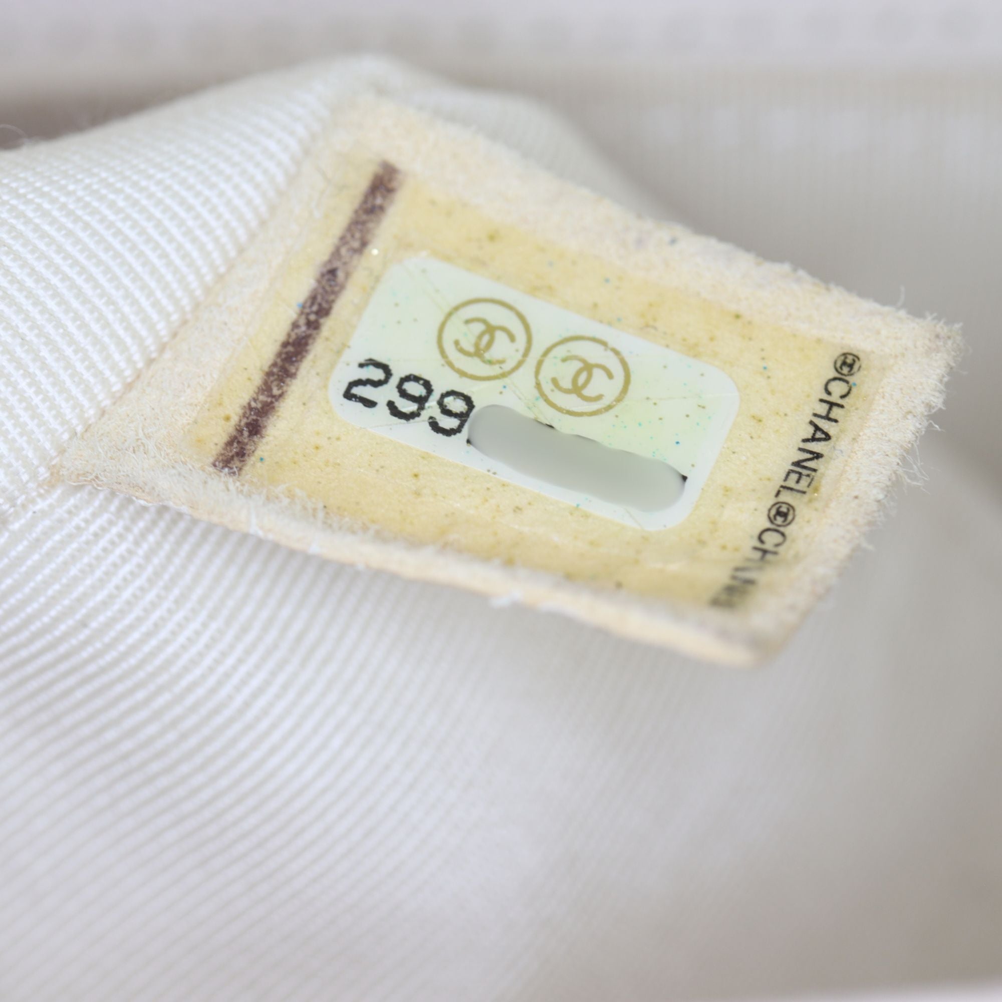 Chanel Boy Old Medium Chevron