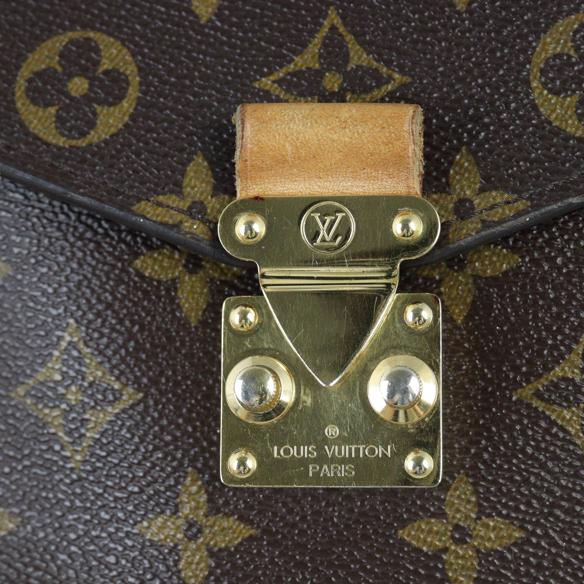 Louis Vuitton Pochette Metis Monogram