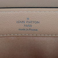 Louis Vuitton Lockme II BB
