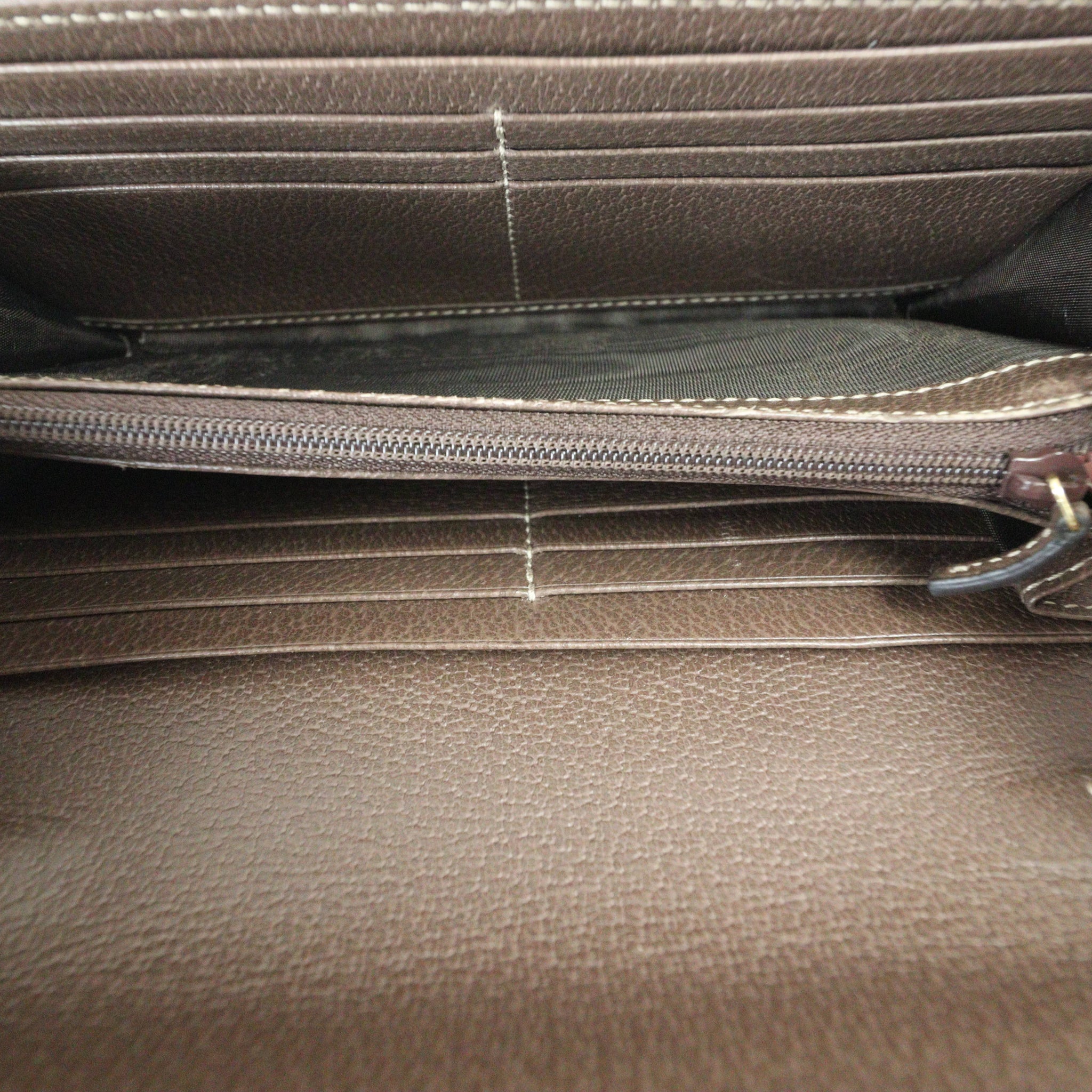 Gucci Ophidia GG Supreme Wallet on Chain