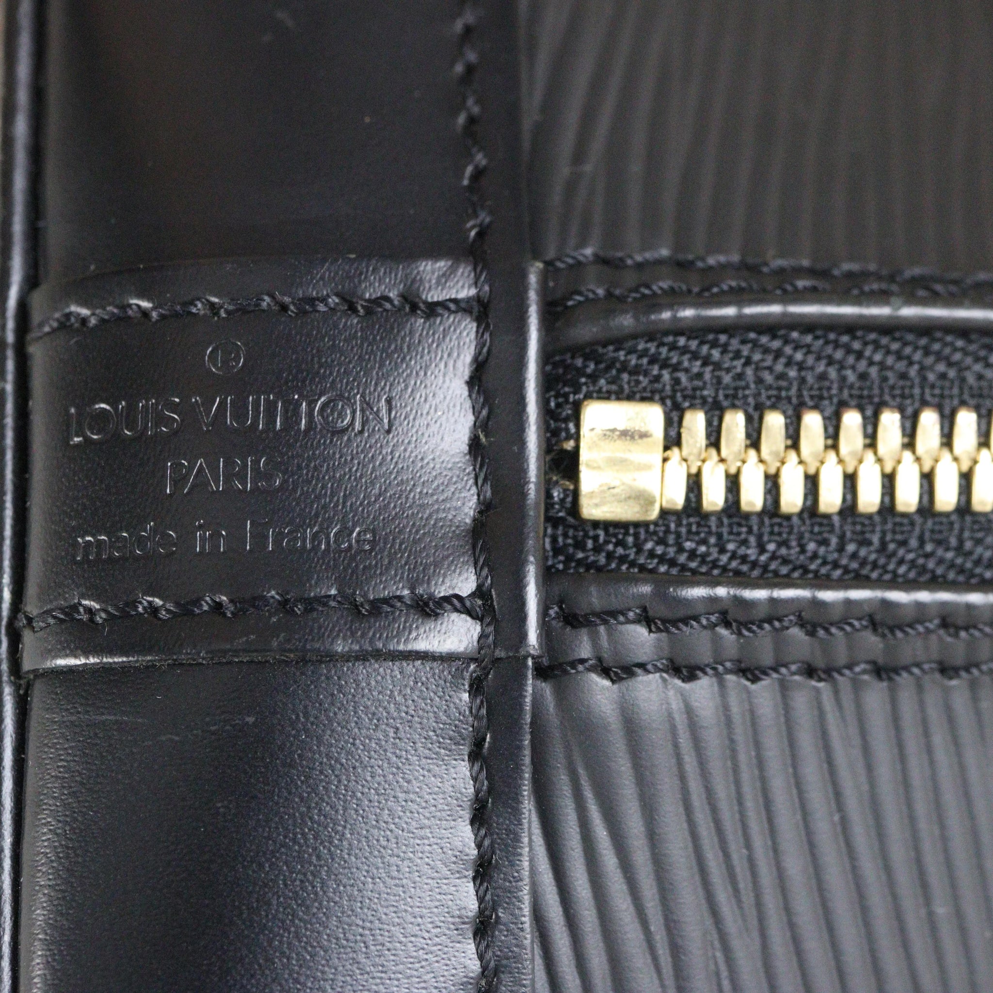 Louis Vuitton Alma PM Epi