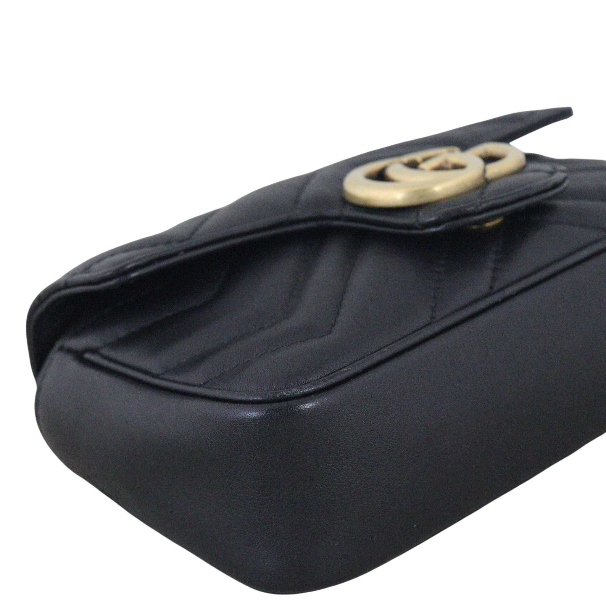 Gucci GG Marmont Matelasse Super Mini Shoulder Bag