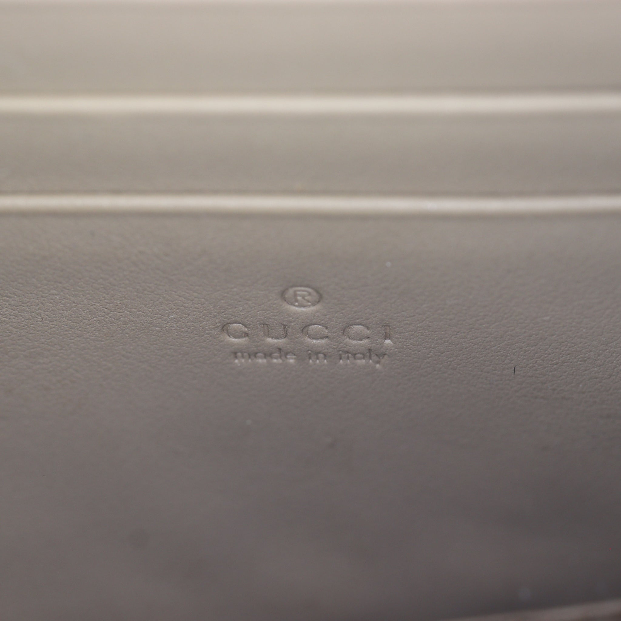 Gucci Dionysus GG Supreme Chain Wallet