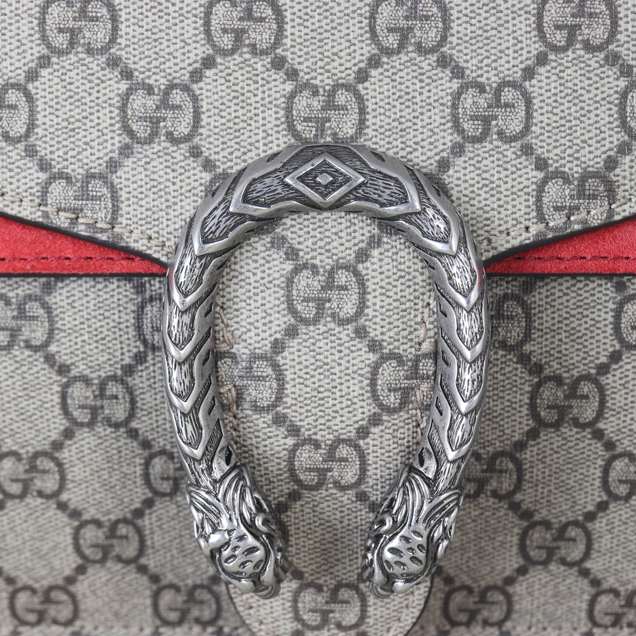 Gucci Dionysus GG Supreme Small Shoulder Bag