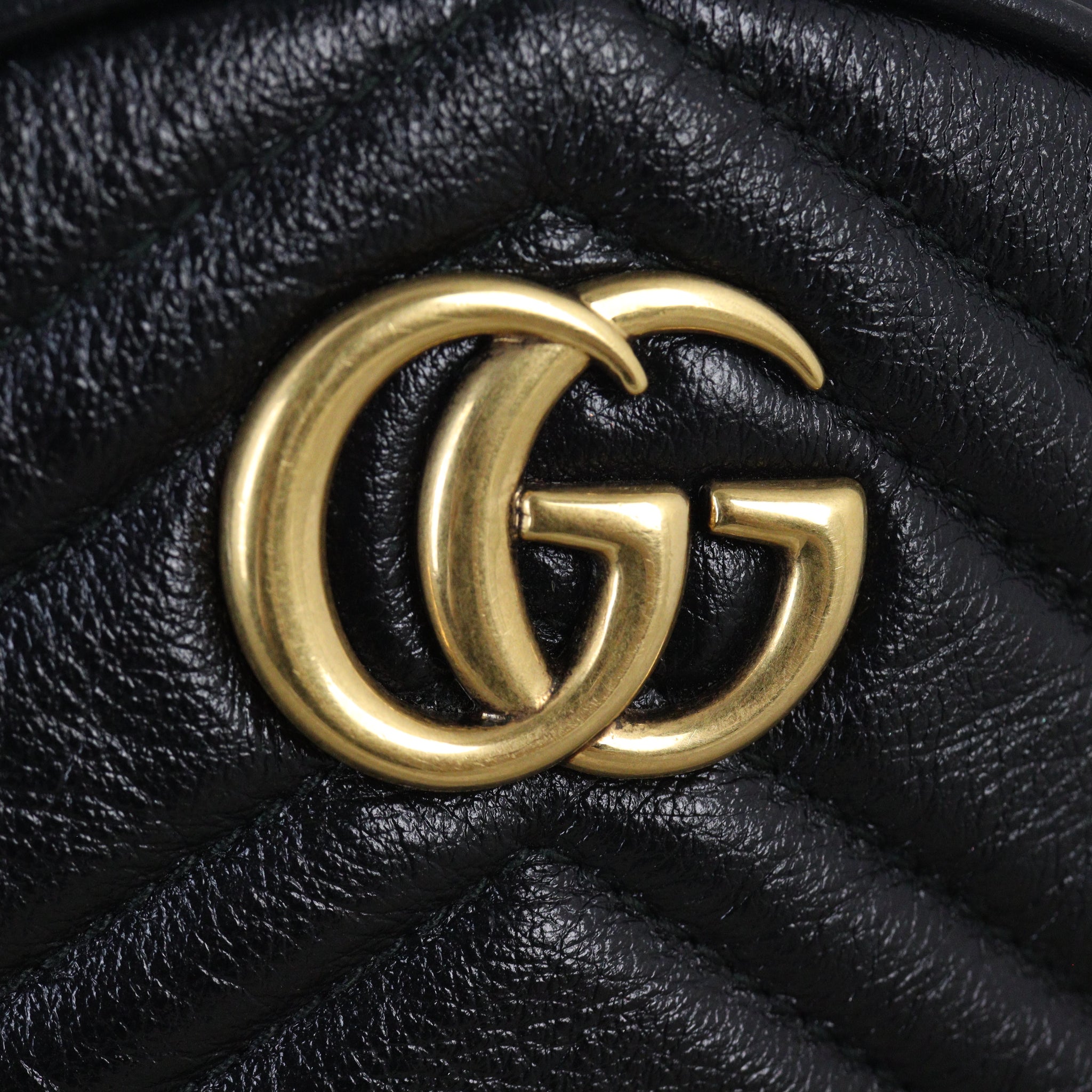 Gucci GG Marmont Round Chain Shoulder Bag