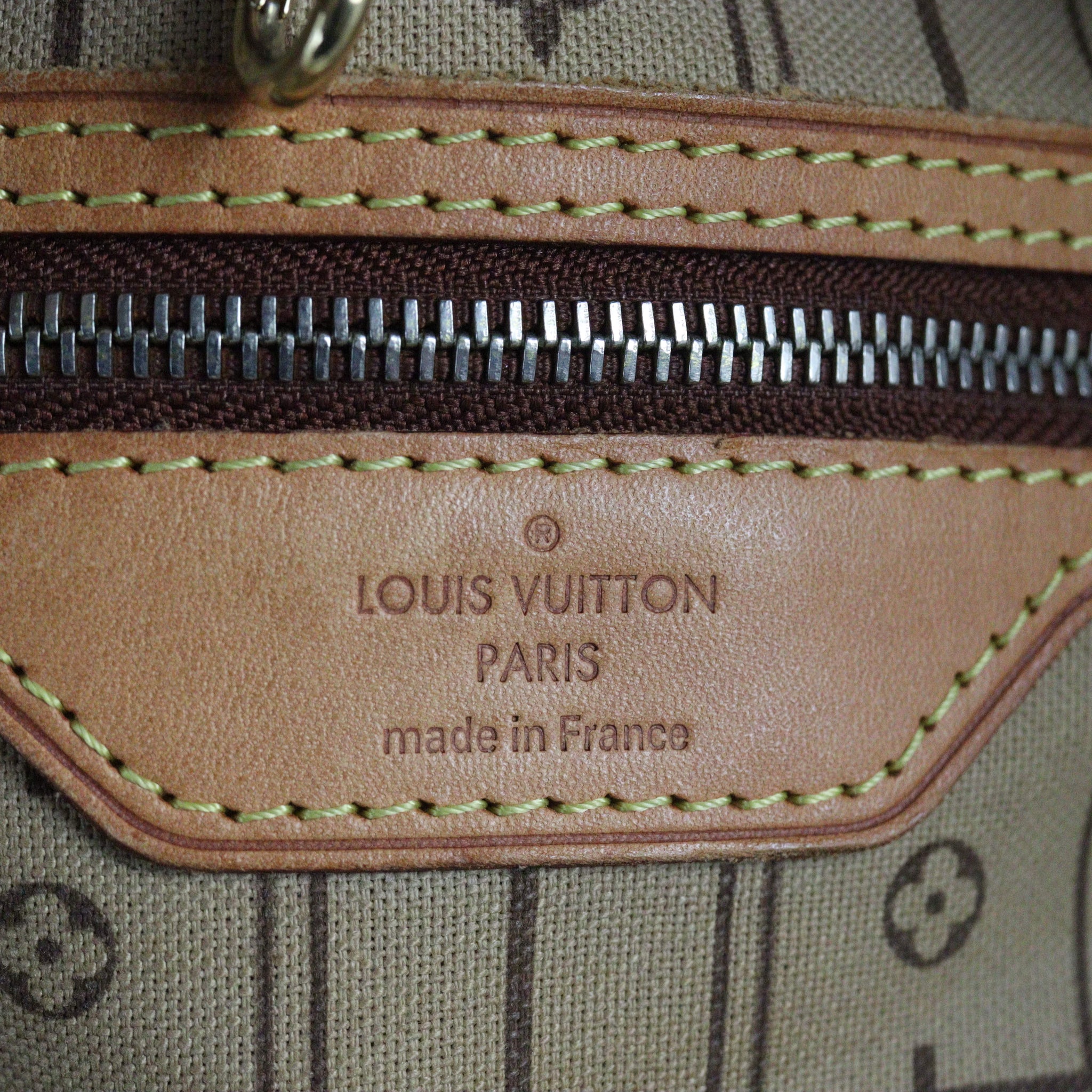 Louis Vuitton Neverfull MM Monogram