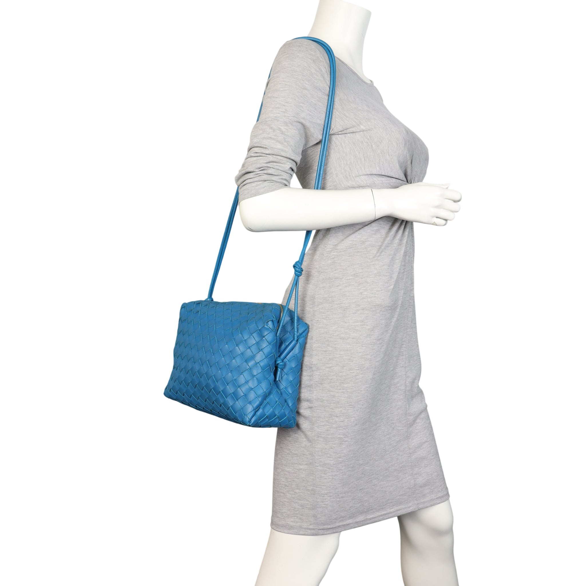 Bottega Veneta Intrecciato Loop Camera Bag Medium