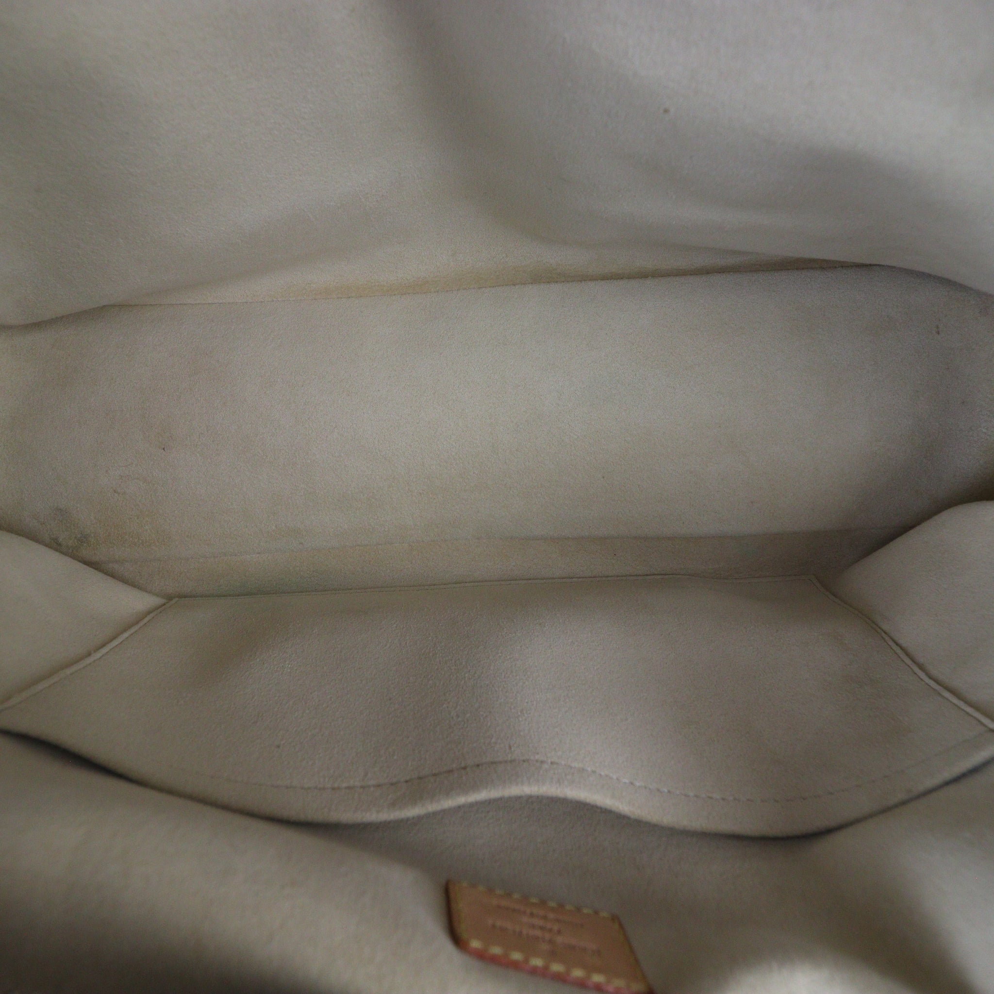 Louis Vuitton Manhattan GM Monogram