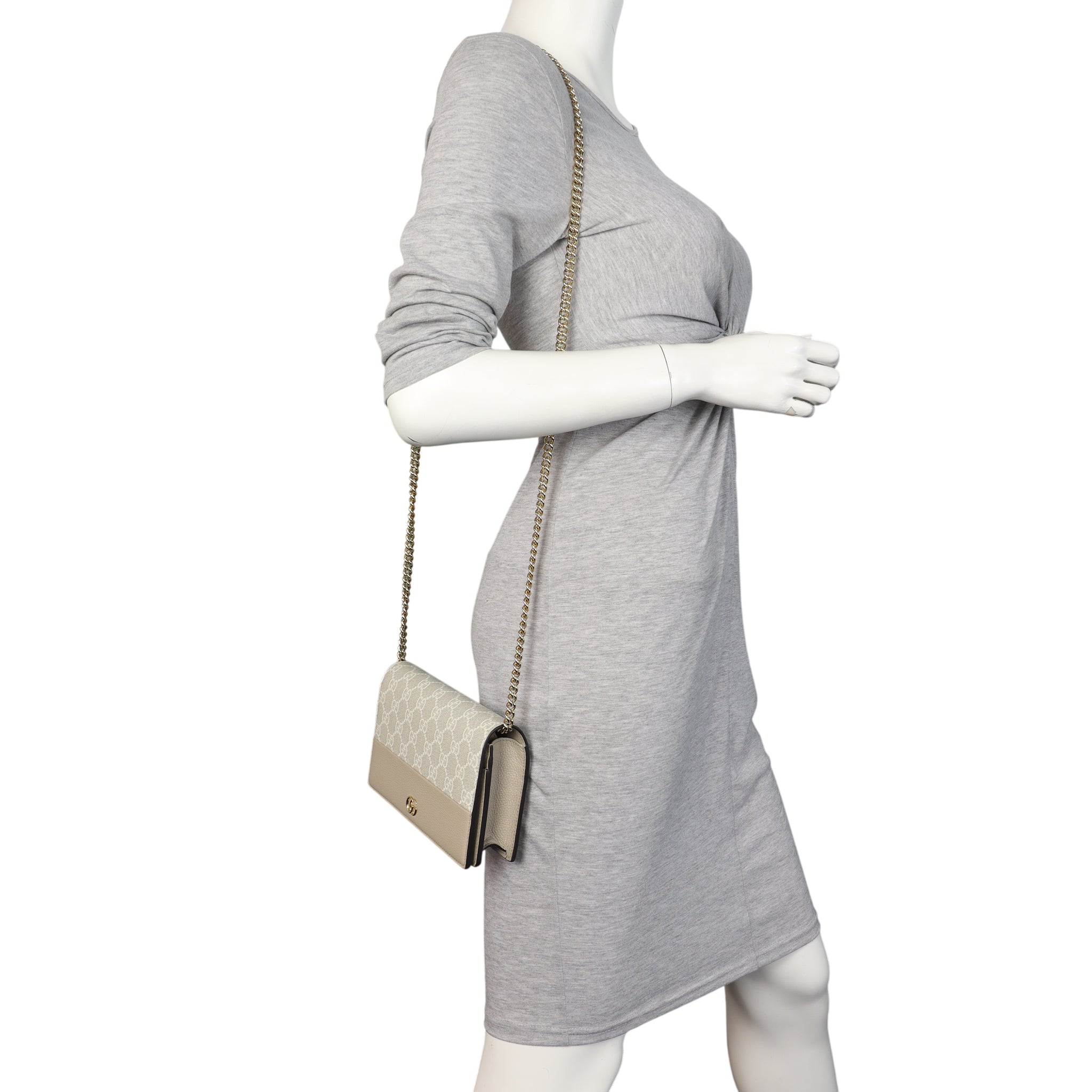 Gucci GG Supreme Marmont Wallet On Chain