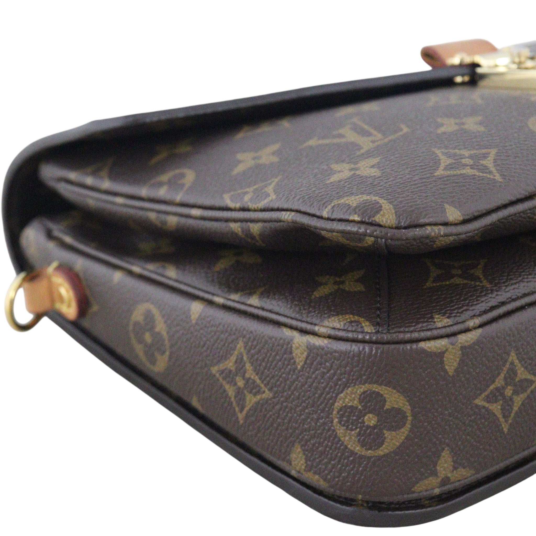 Louis Vuitton Pochette Metis Monogram