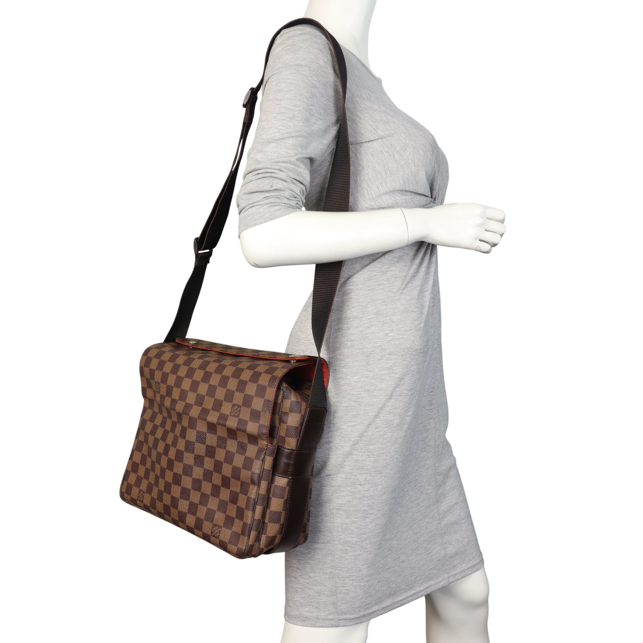 Louis Vuitton Naviglio Messenger Damier Ebene