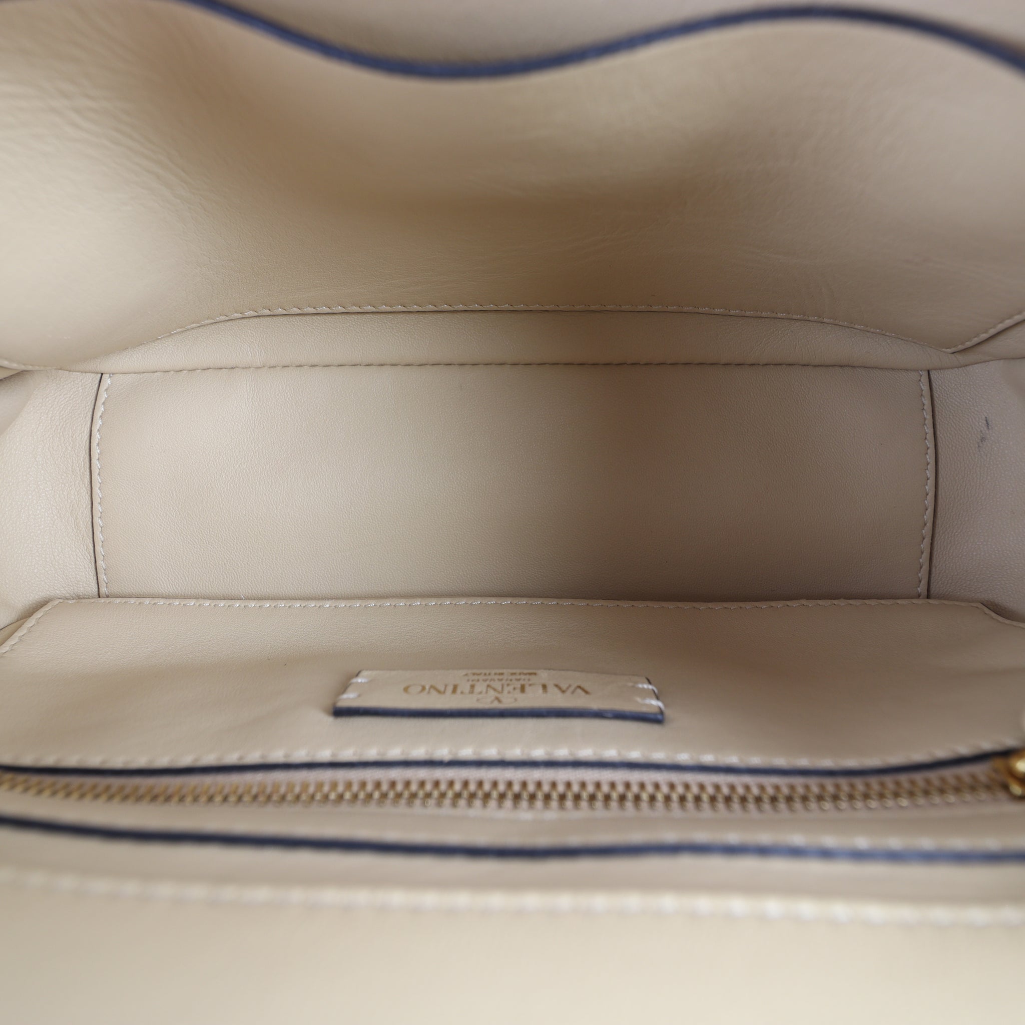 Valentino Roman Stud Shoulder Raffia Bag Medium