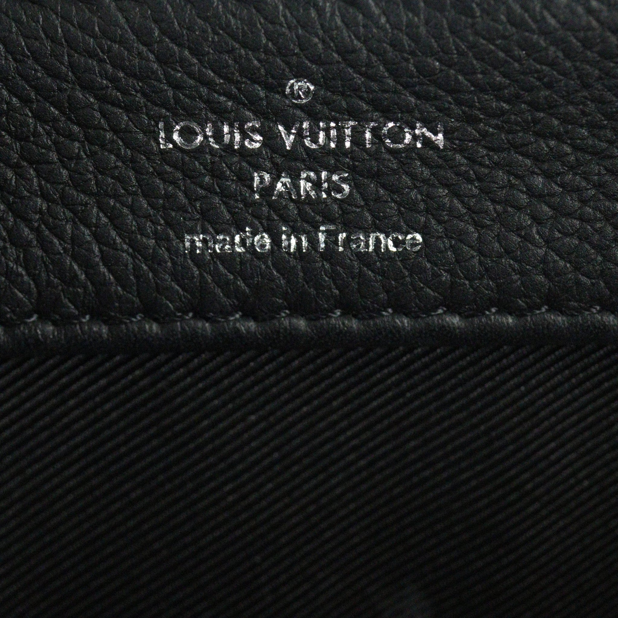 Louis Vuitton Lockme II BB