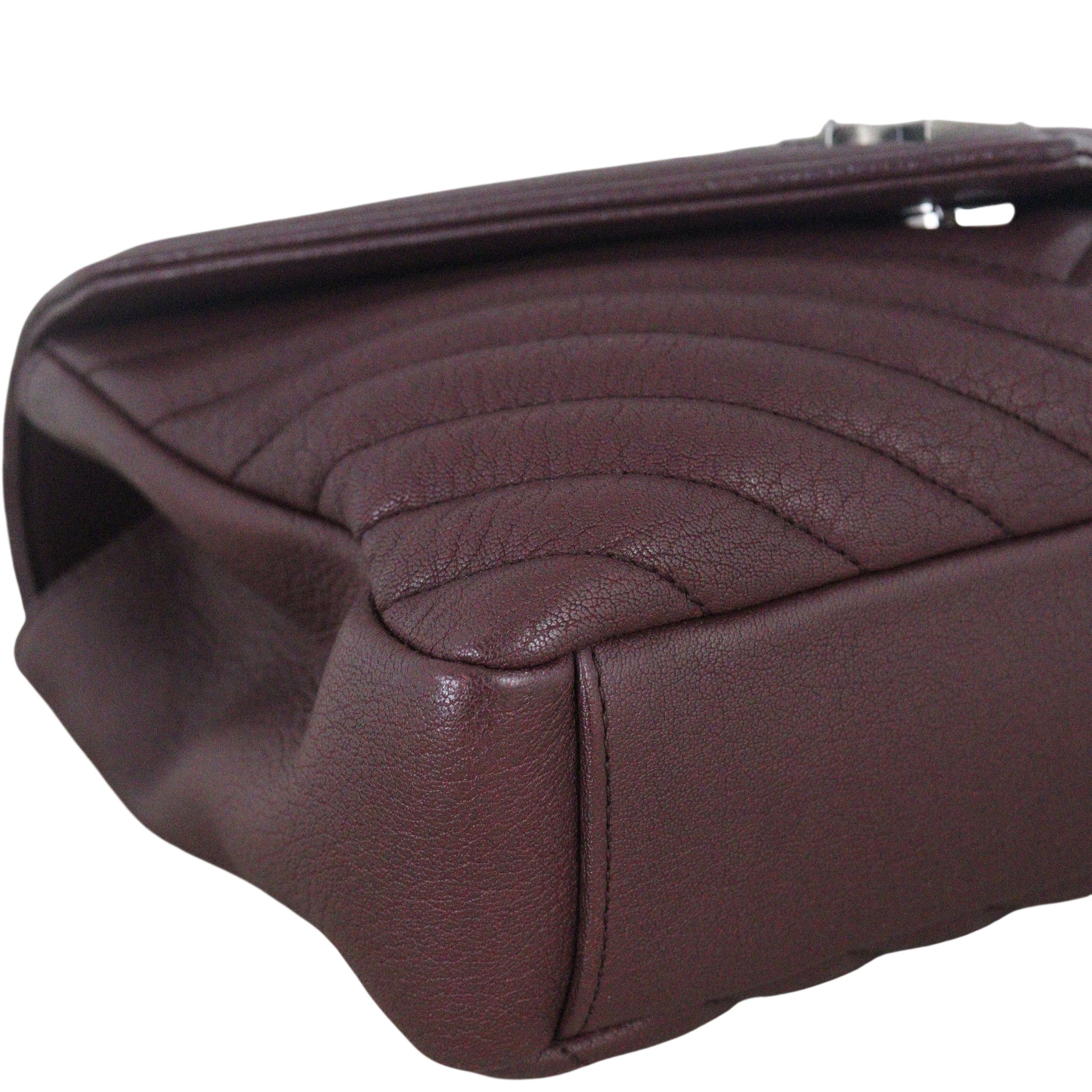 Saint Laurent College Medium