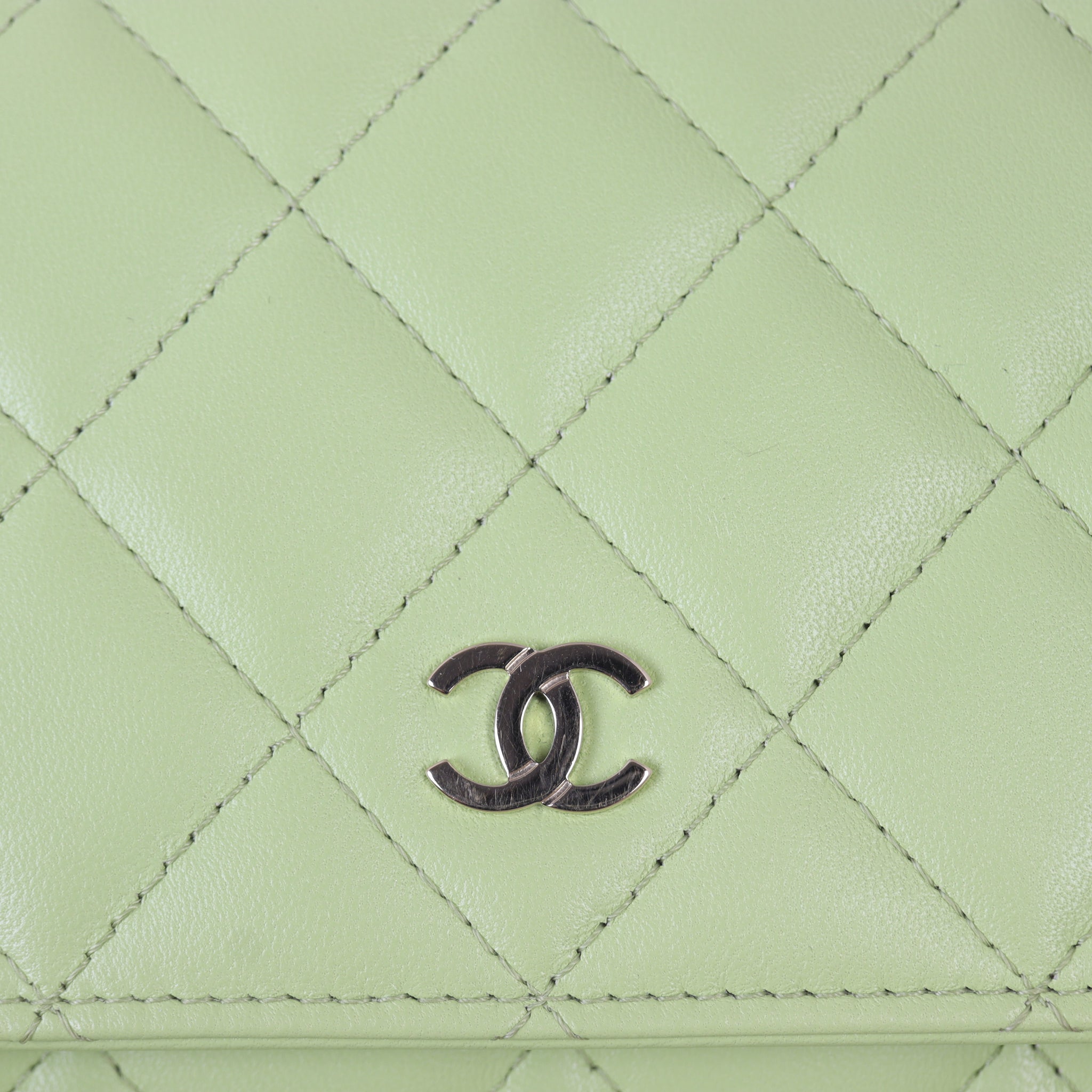 Chanel Classic Wallet on Chain