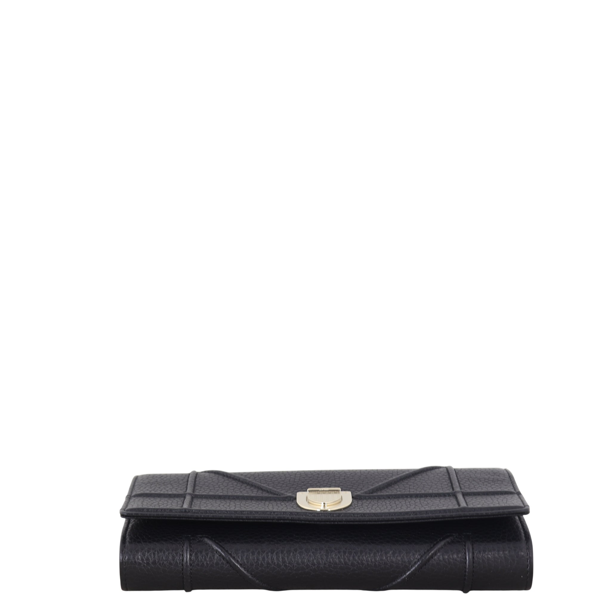 Dior Diorama Wallet on Chain