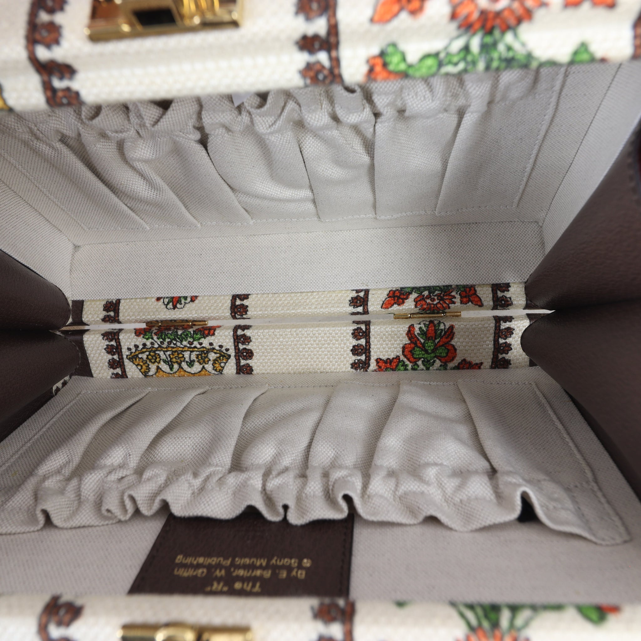 Gucci 100 Beauty Case Trunk