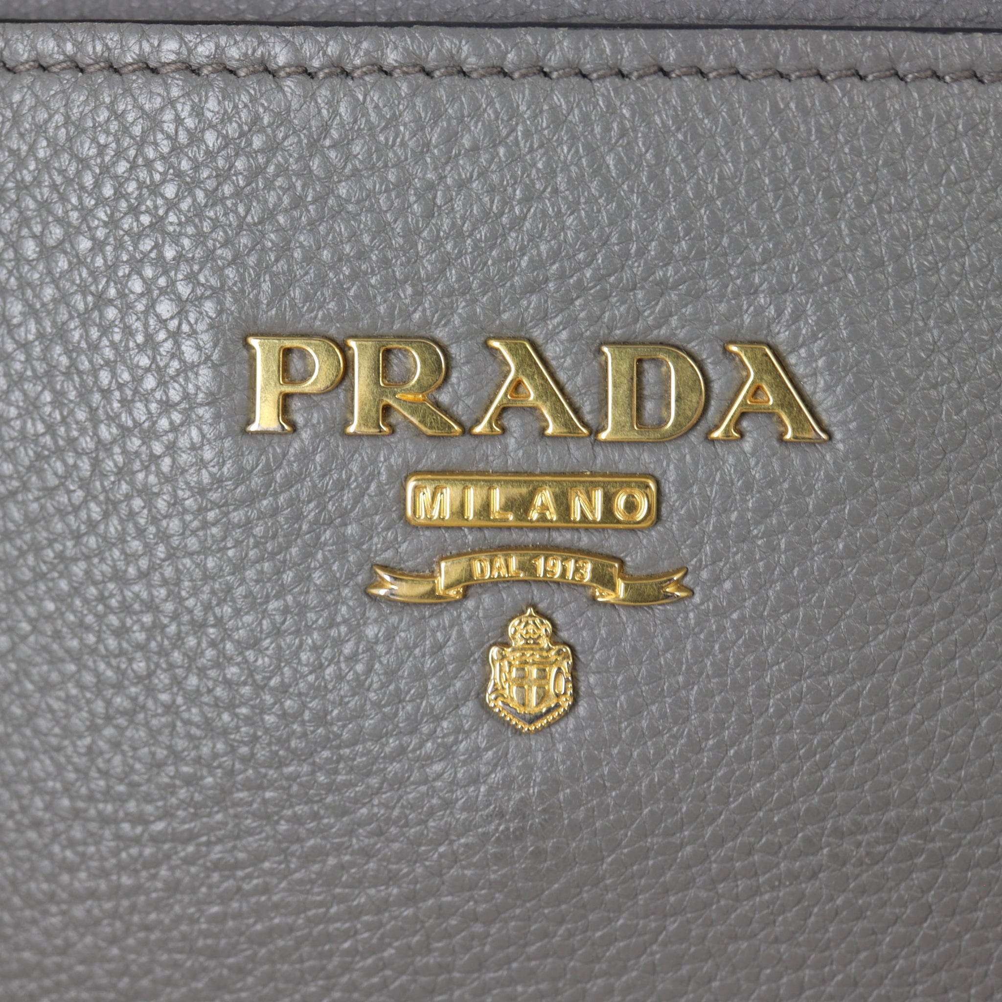 Prada Vitello Daino Zip Tote