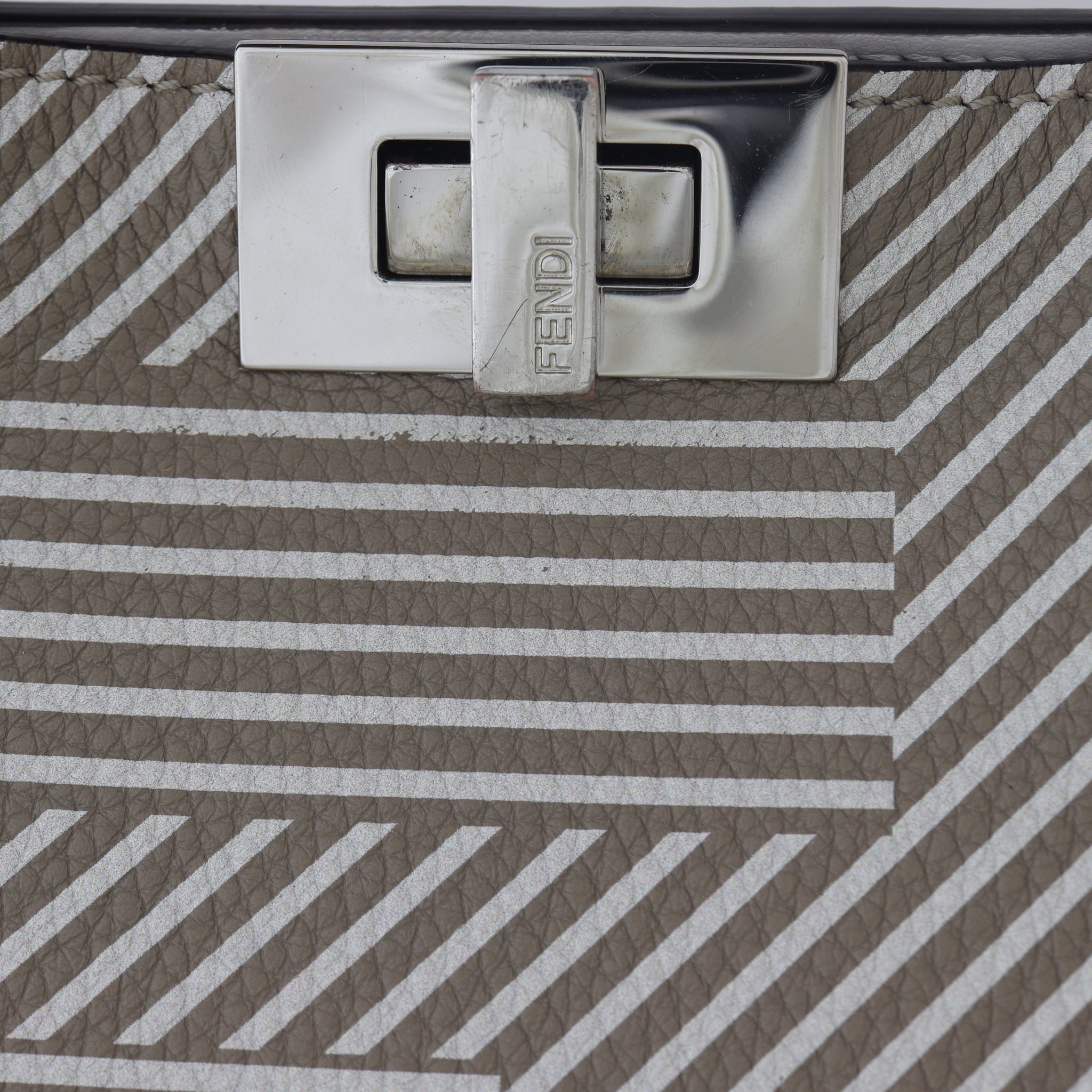 Fendi Peekaboo IseeU Small