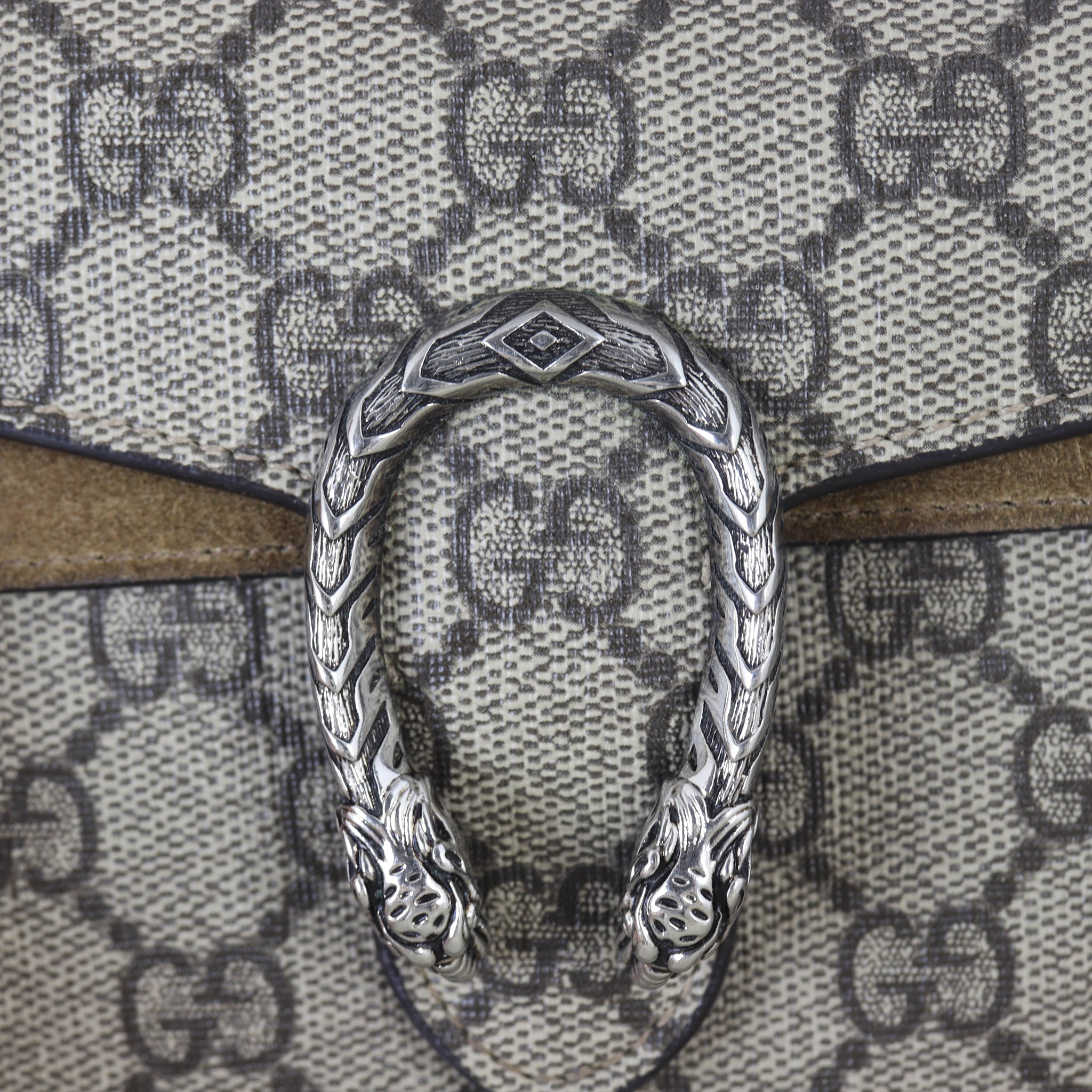 Gucci Dionysus GG Supreme Super Mini Bag