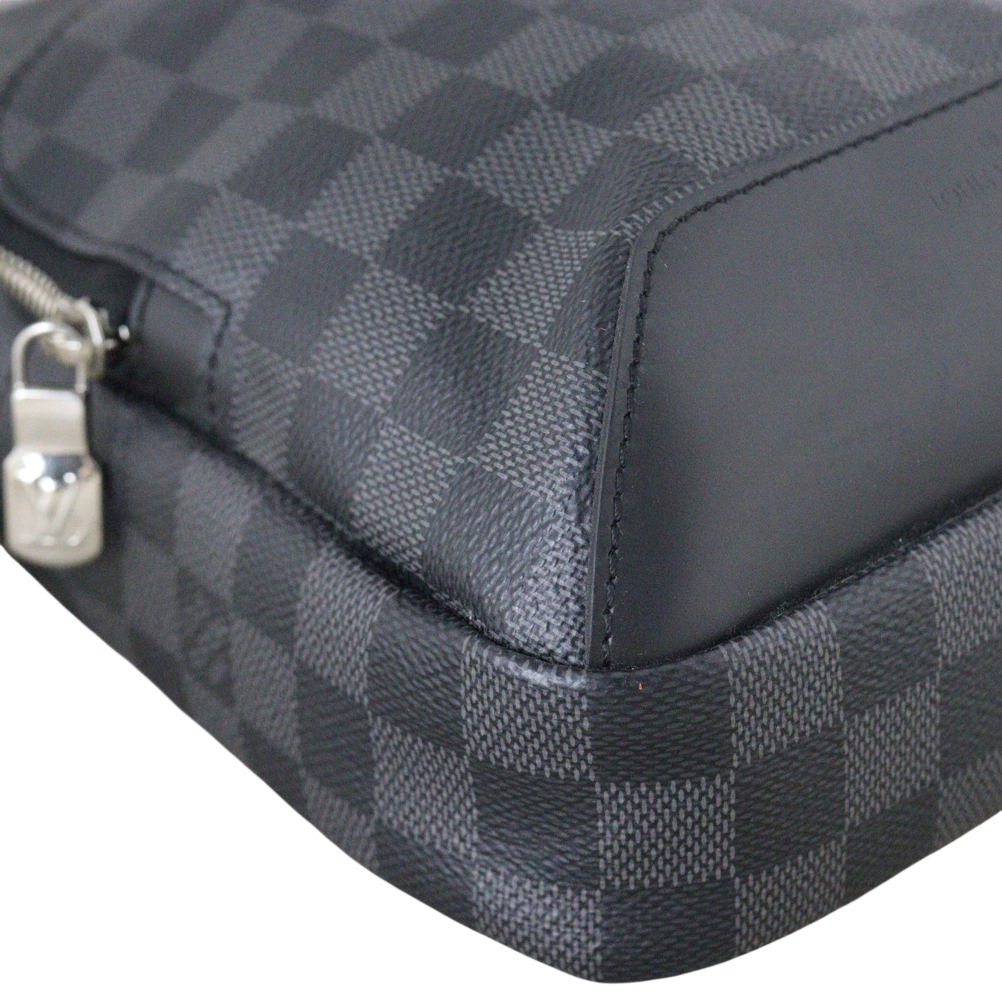 Louis Vuitton Avenue Sling Bag Damier Graphite