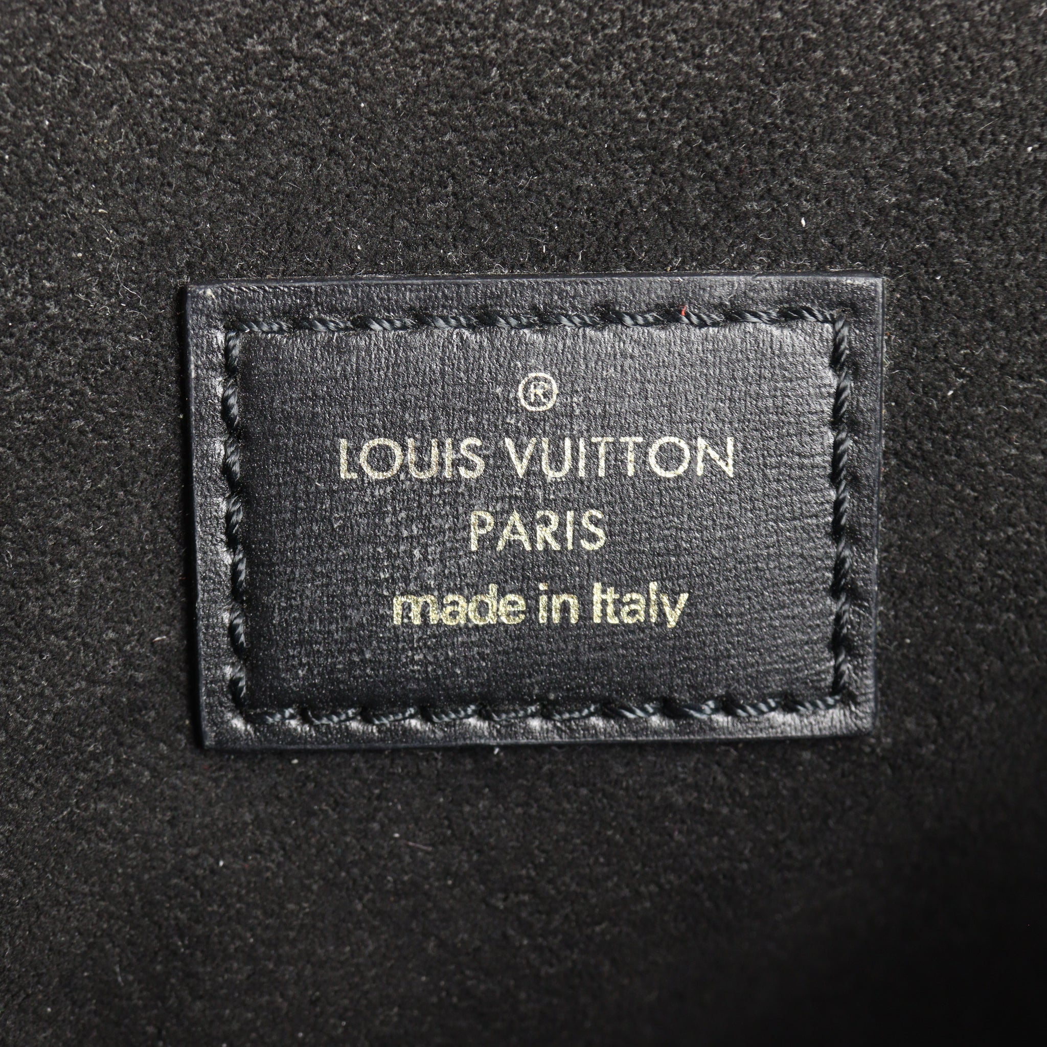 Louis Vuitton Pochette Metis Monogram Reverse