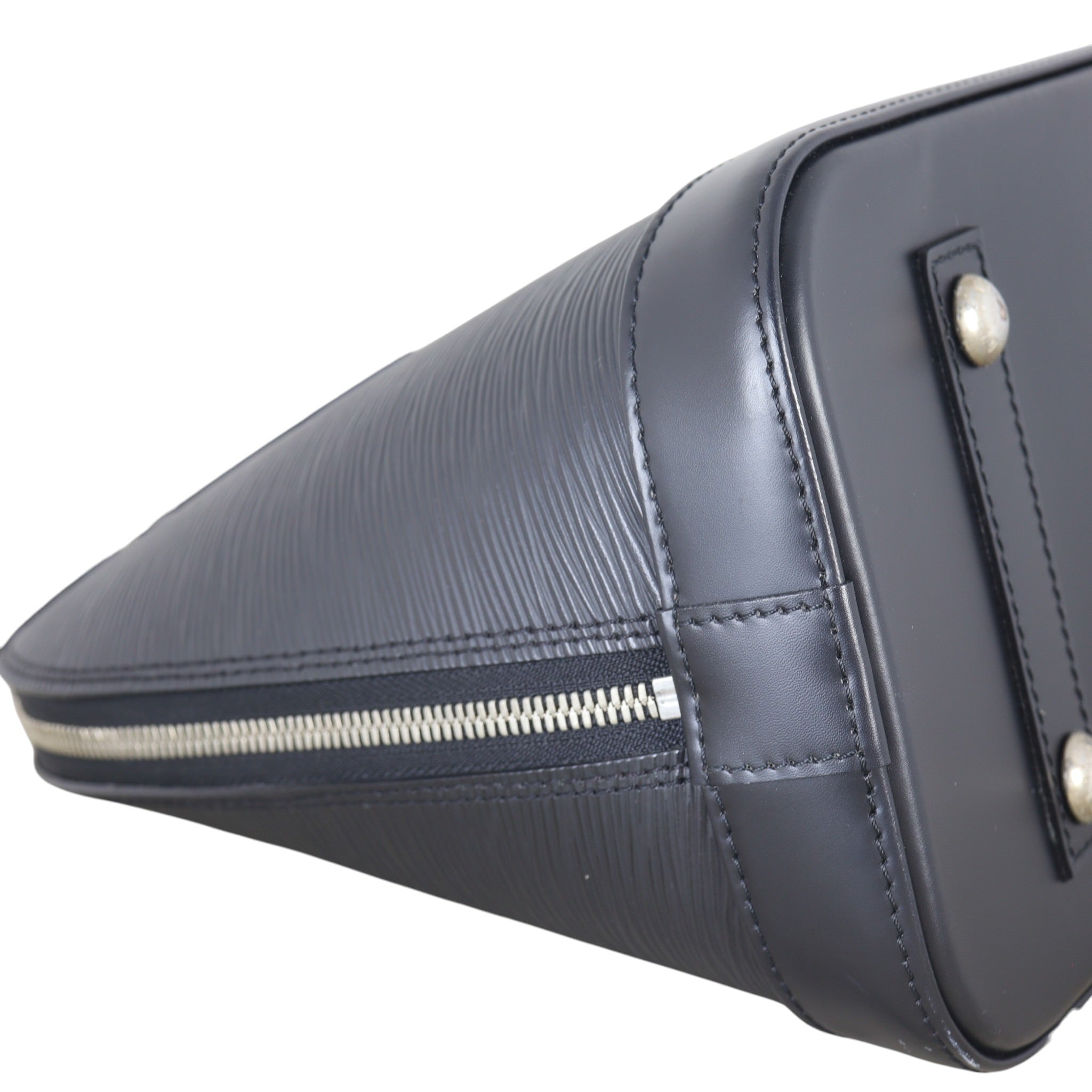 Louis Vuitton Alma PM Epi