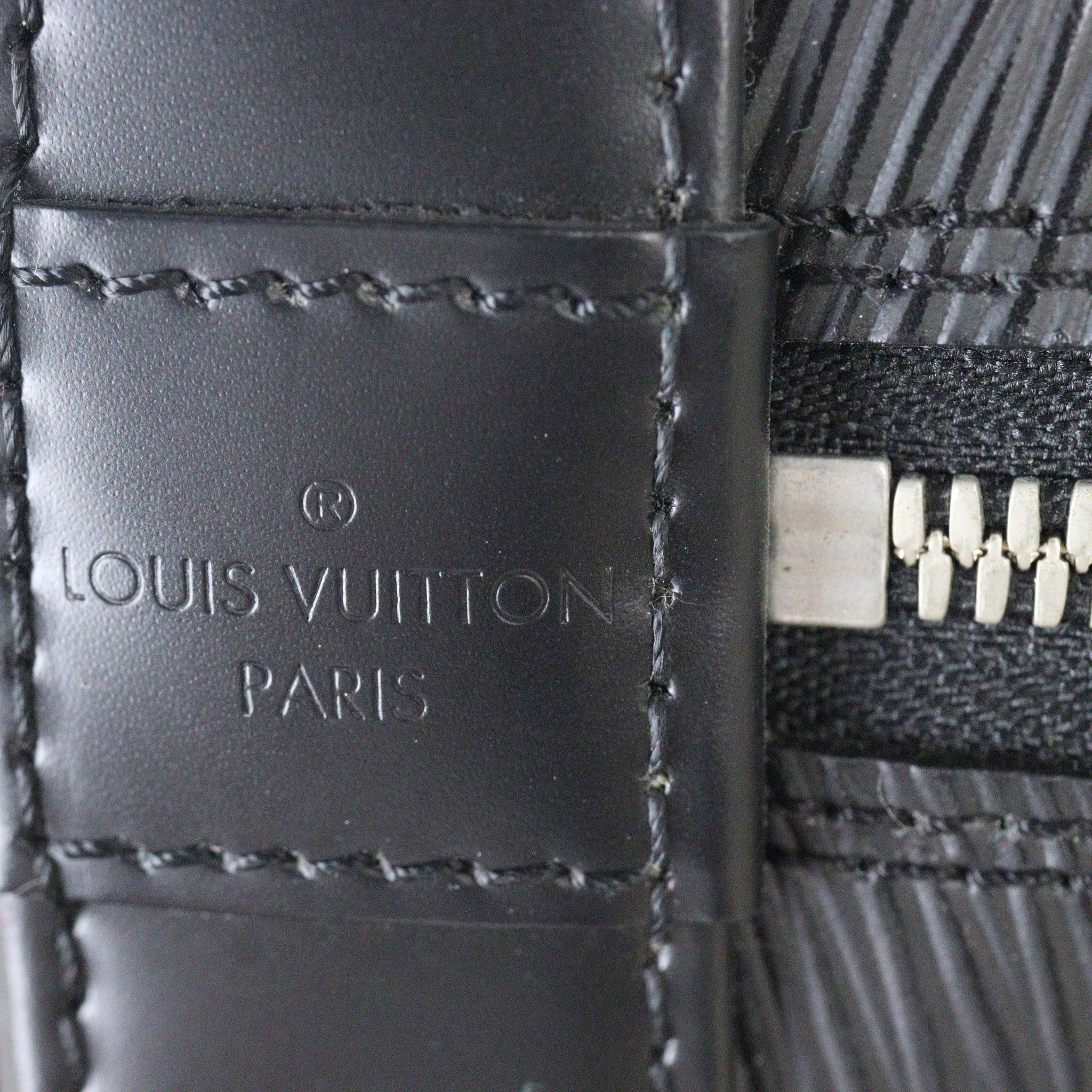 Louis Vuitton Alma PM Epi
