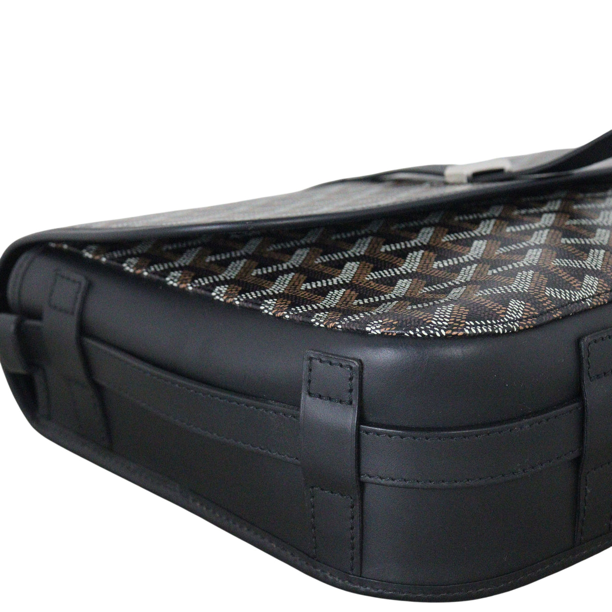 Goyard Belvedere II MM Goyardine