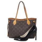 Louis Vuitton Neverfull PM Monogram