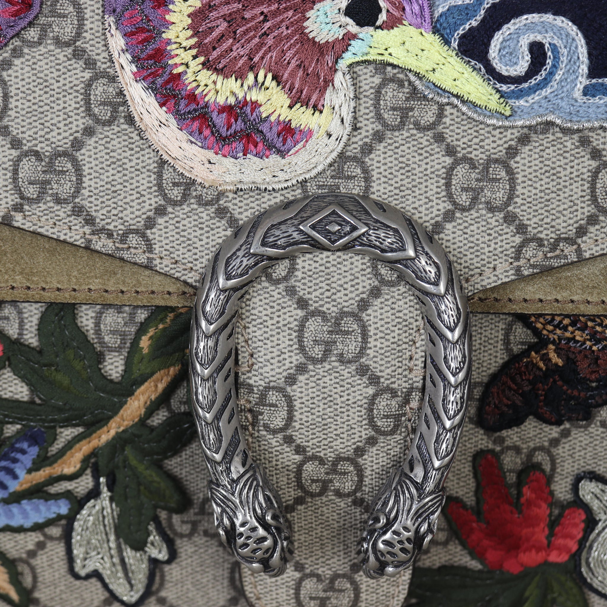 Gucci Dionysus GG Supreme Bird Embroidered Medium Shoulder Bag