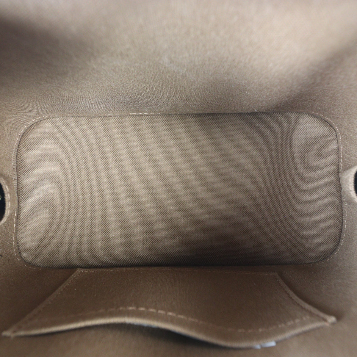 Louis Vuitton Alma BB Monogram