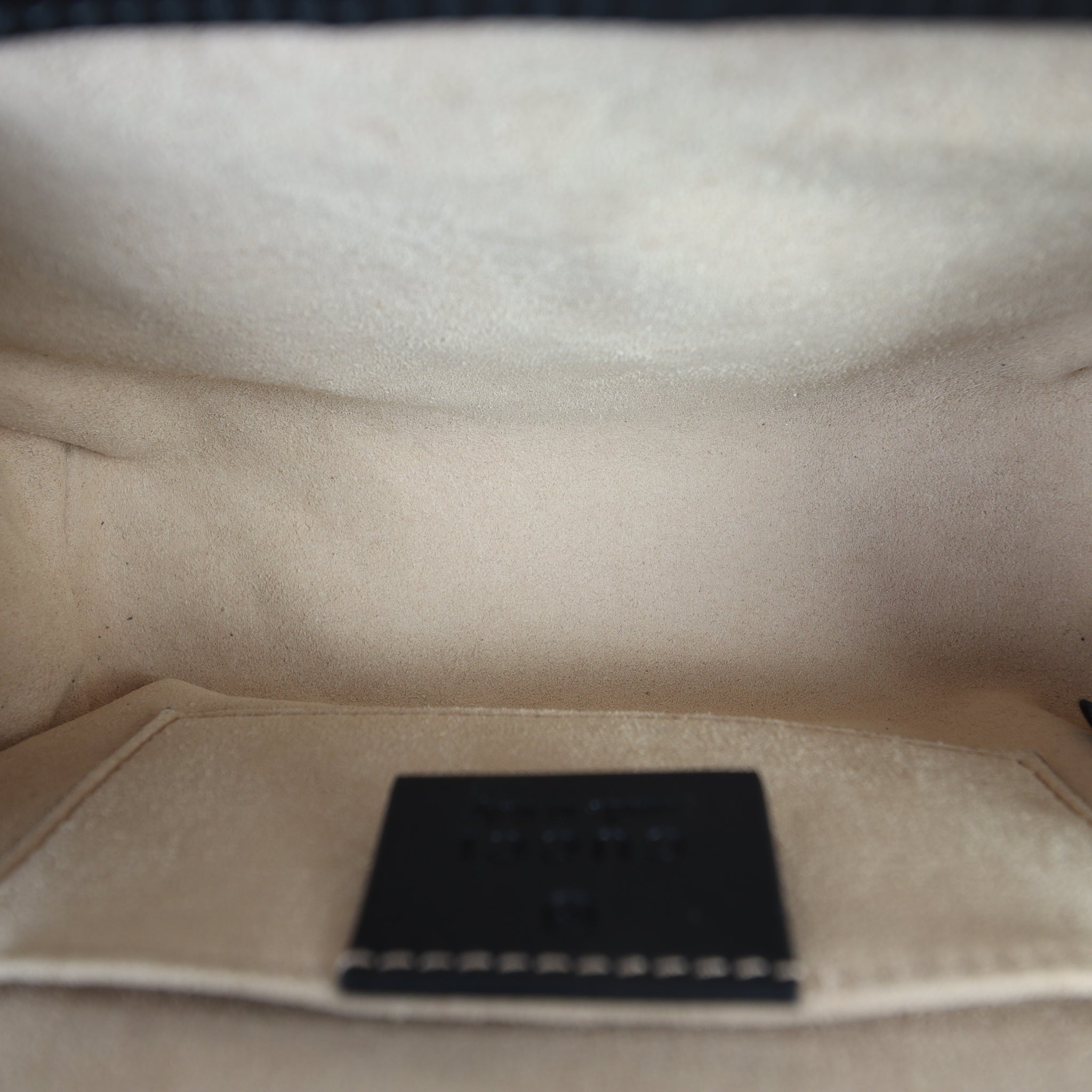 Gucci GG Supreme Bees Padlock Shoulder Bag