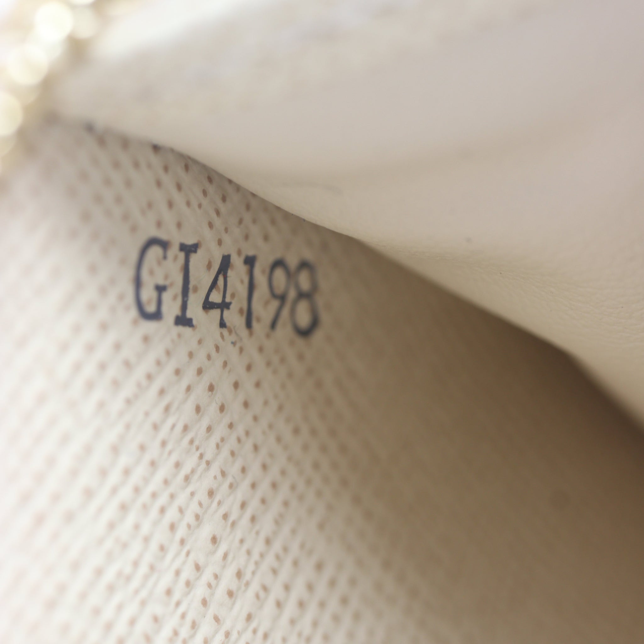 Louis Vuitton Zippy Wallet Damier Azur