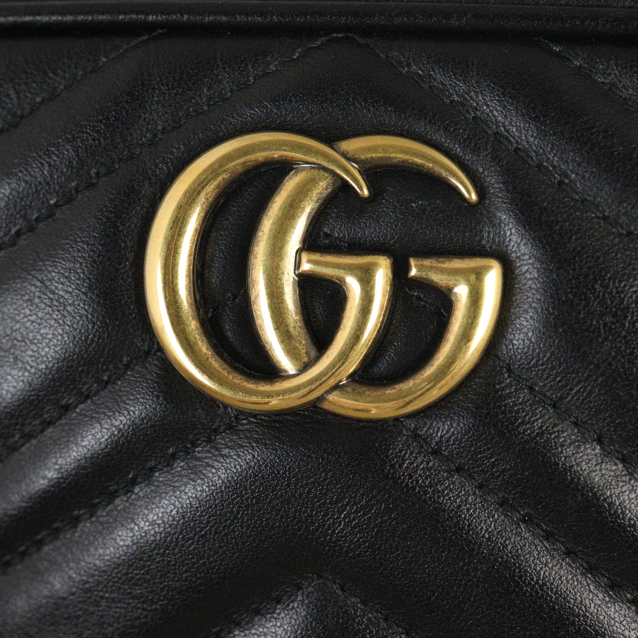 Gucci GG Marmont Mini Camera Bag