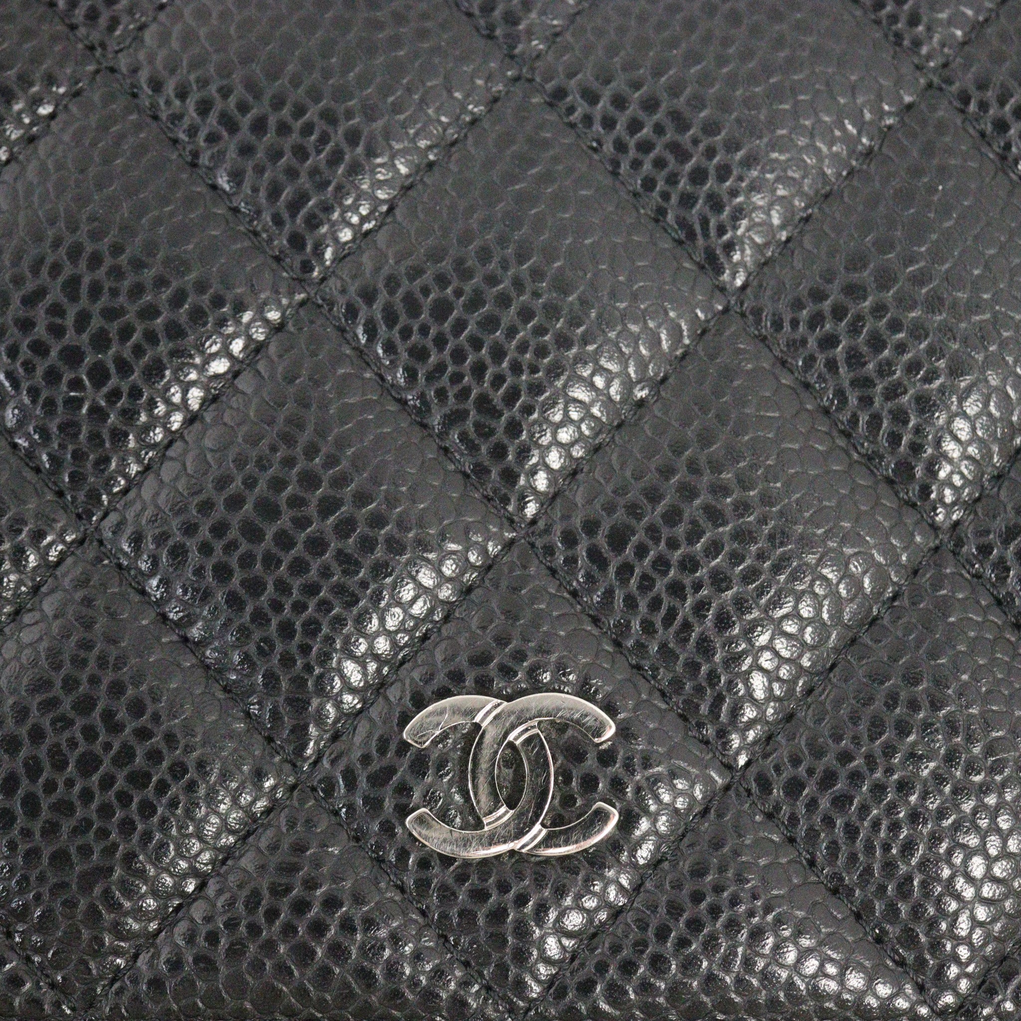 Chanel Classic CC Yen Wallet