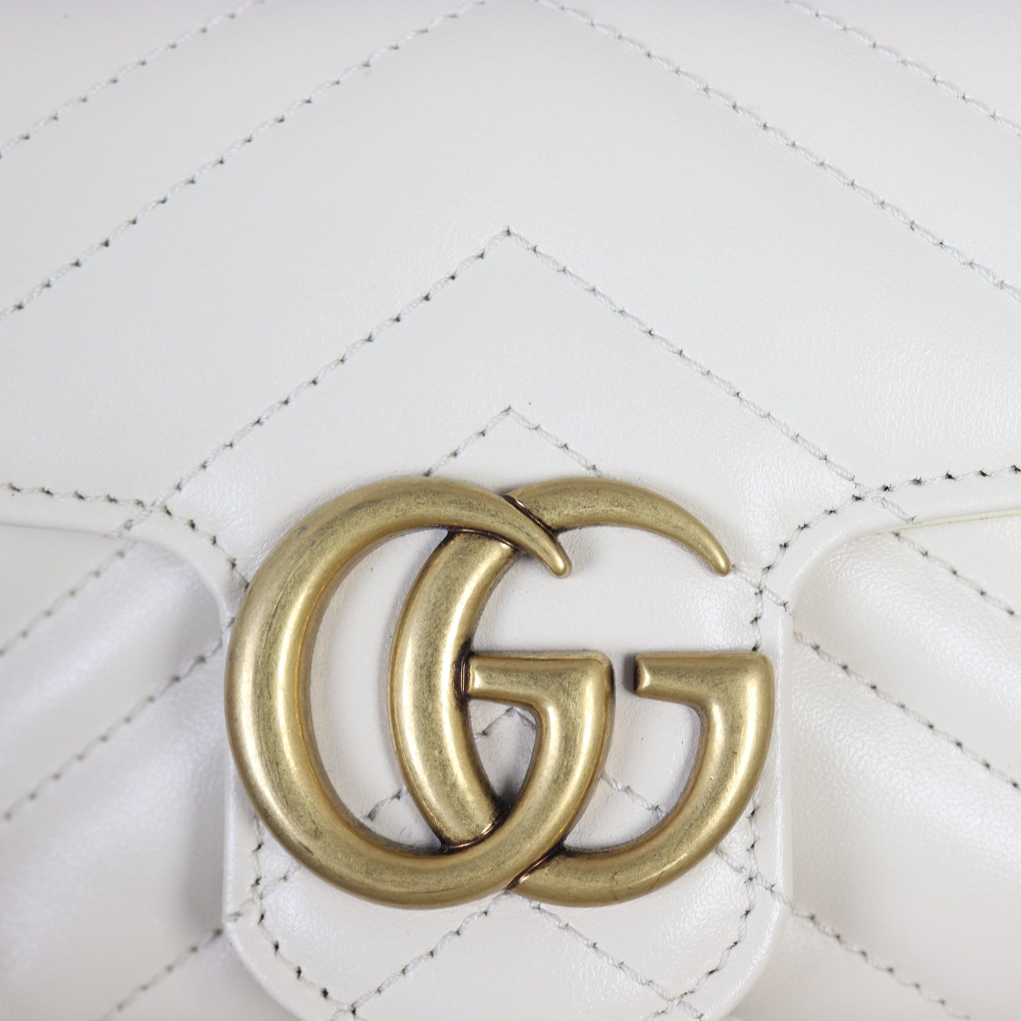 Gucci GG Marmont Matelasse Super Mini Shoulder Bag