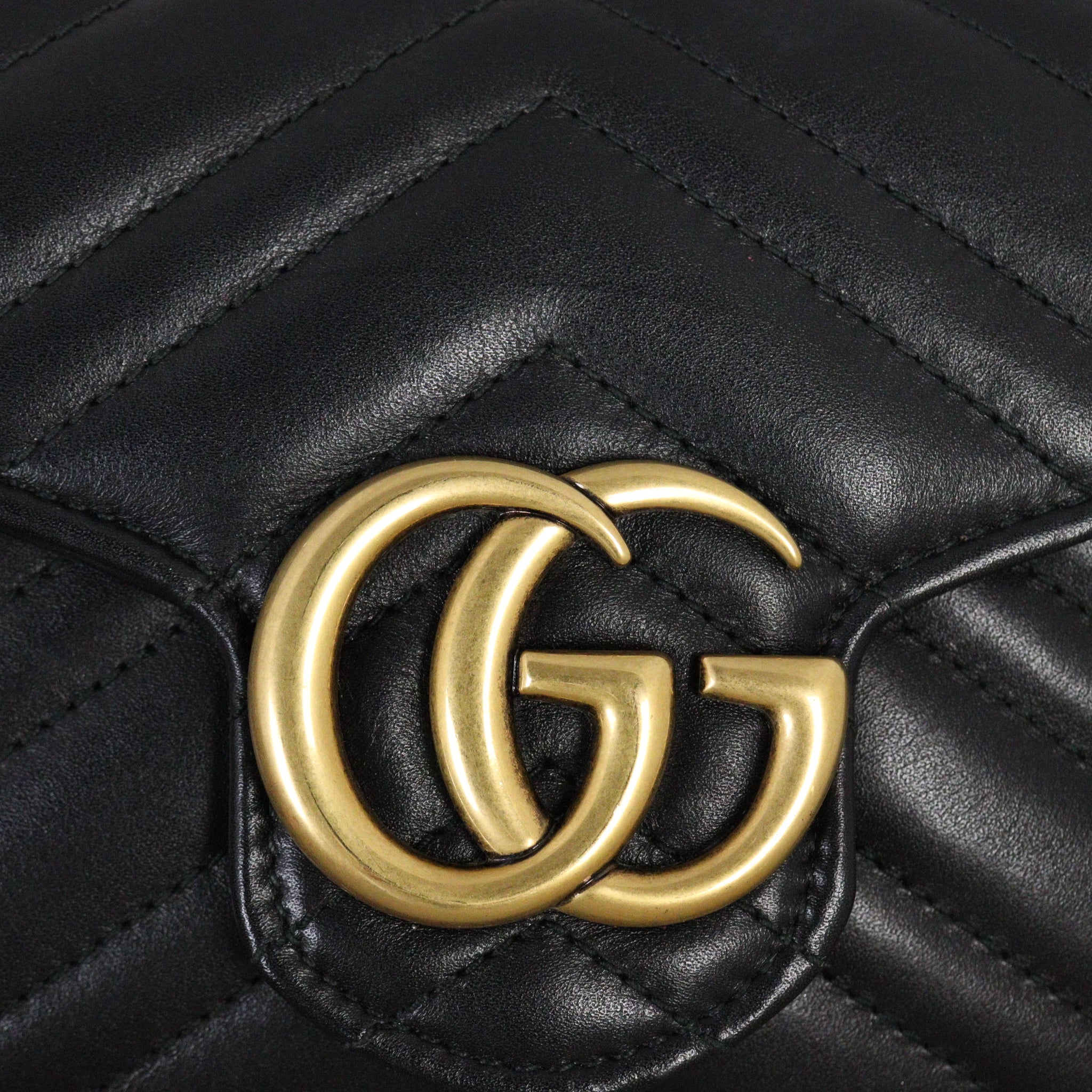 Gucci GG Marmont Matelasse Chain Wallet
