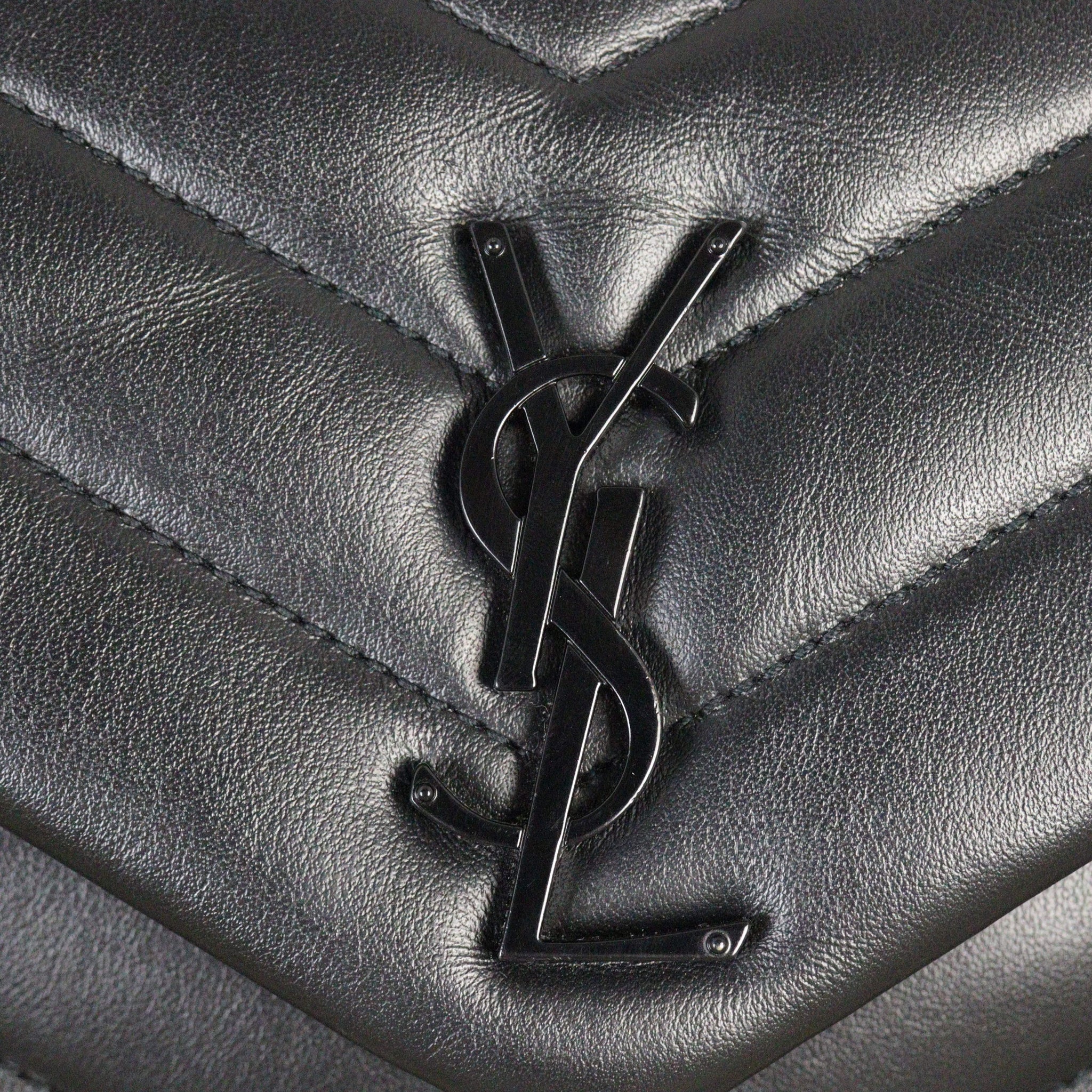 Saint Laurent Loulou Small