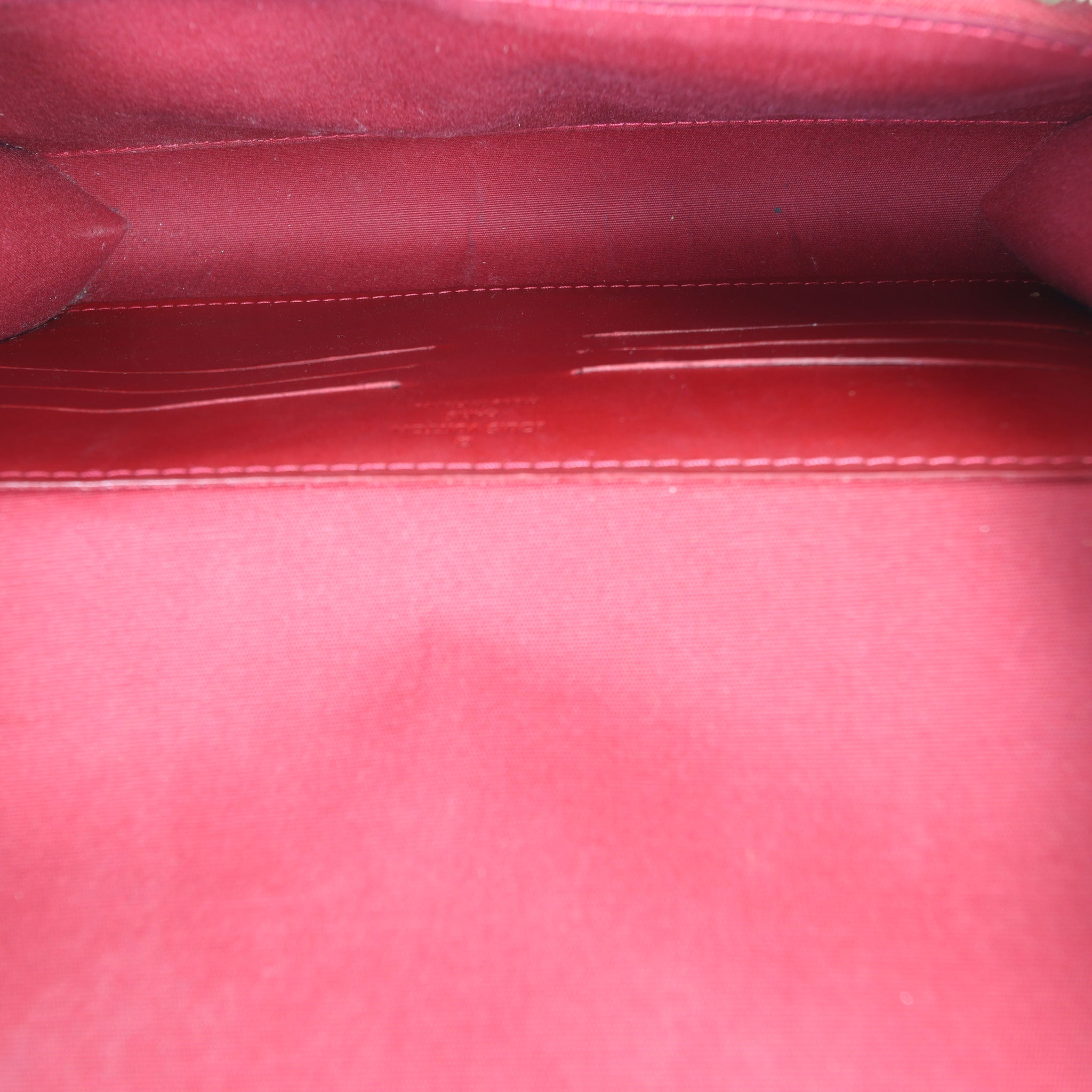 Louis Vuitton Ana Chain Clutch Monogram Vernis