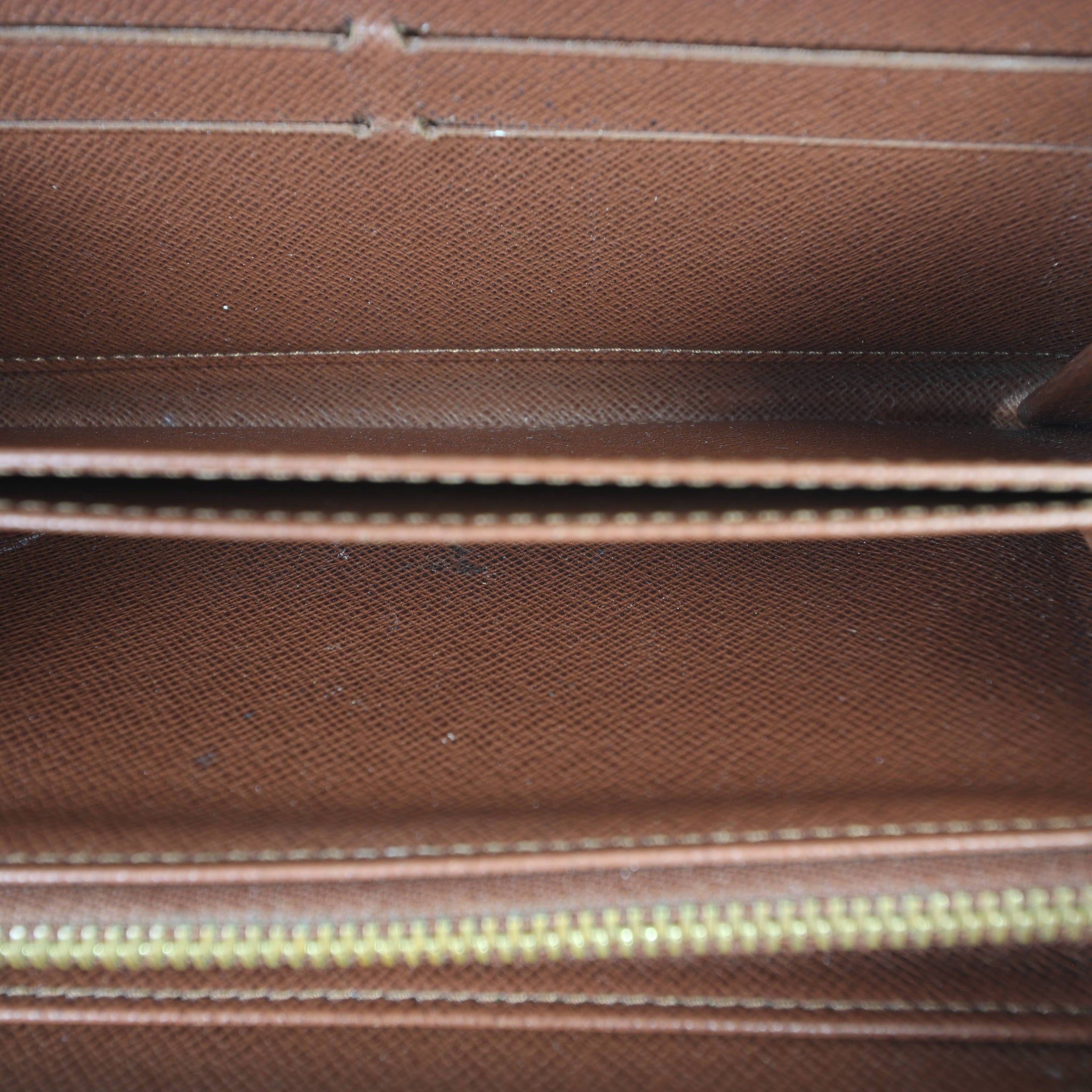 Louis Vuitton Zippy Wallet Monogram