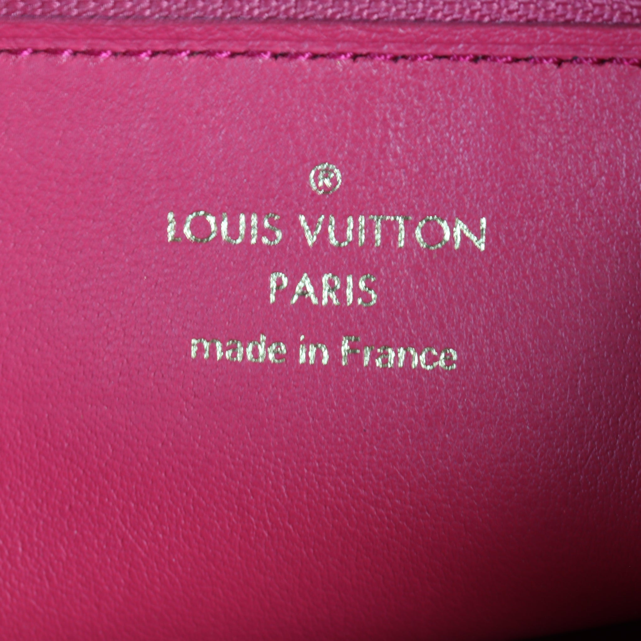 Louis Vuitton Capucines Long Wallet