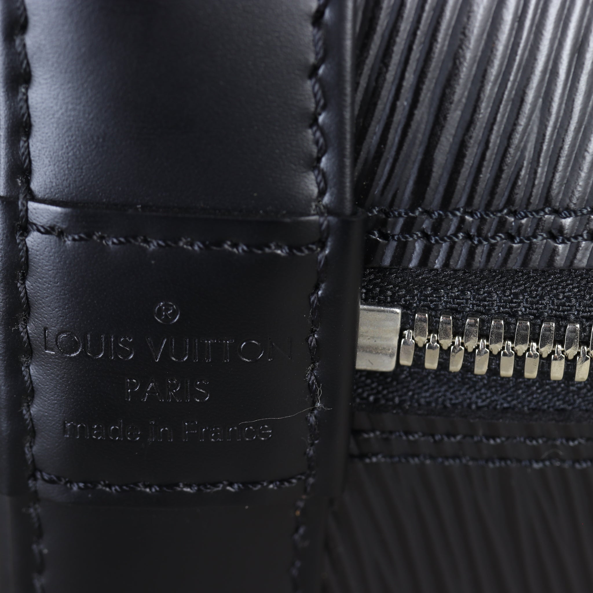 Louis Vuitton Alma PM Epi