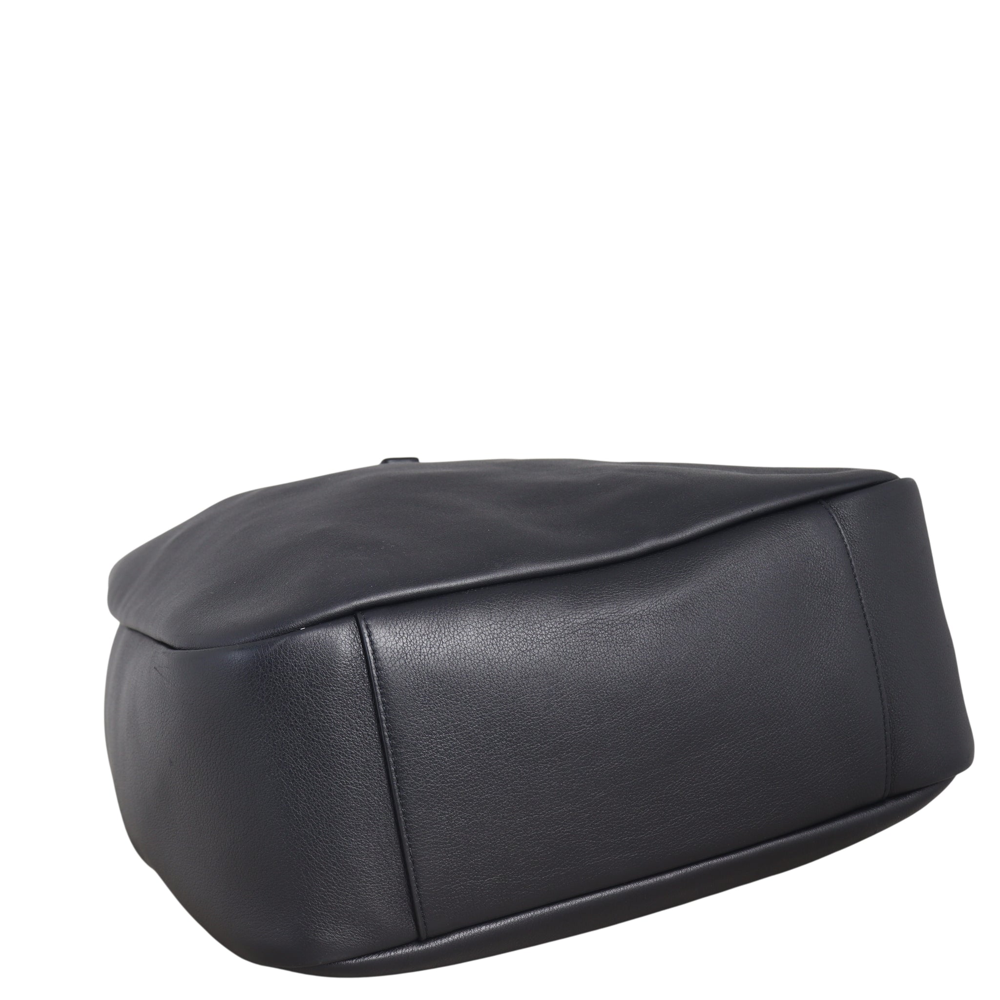 Saint Laurent Le 5 a 7 Soft Large Shoulder Bag