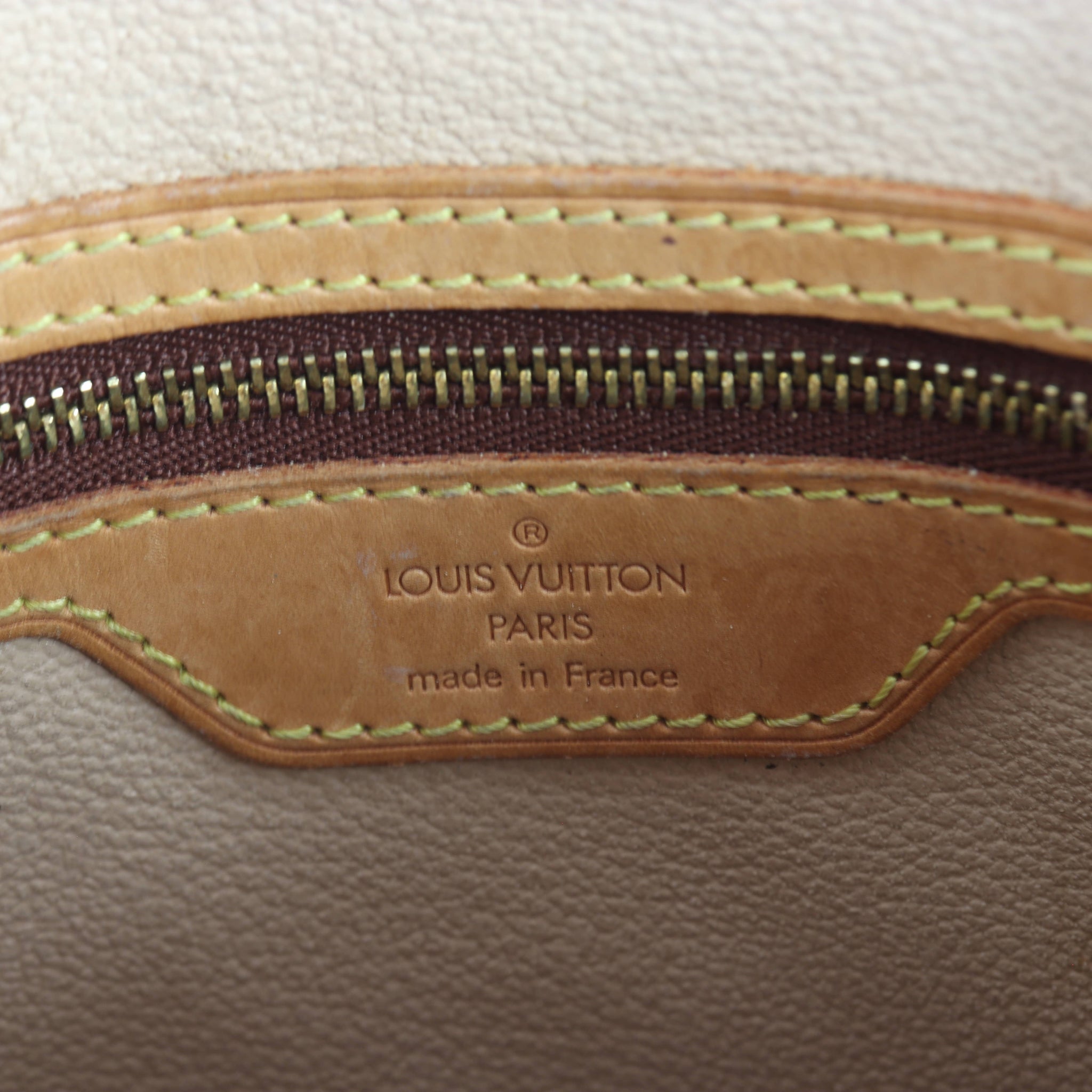 Louis Vuitton Petite Bucket Bag Monogram