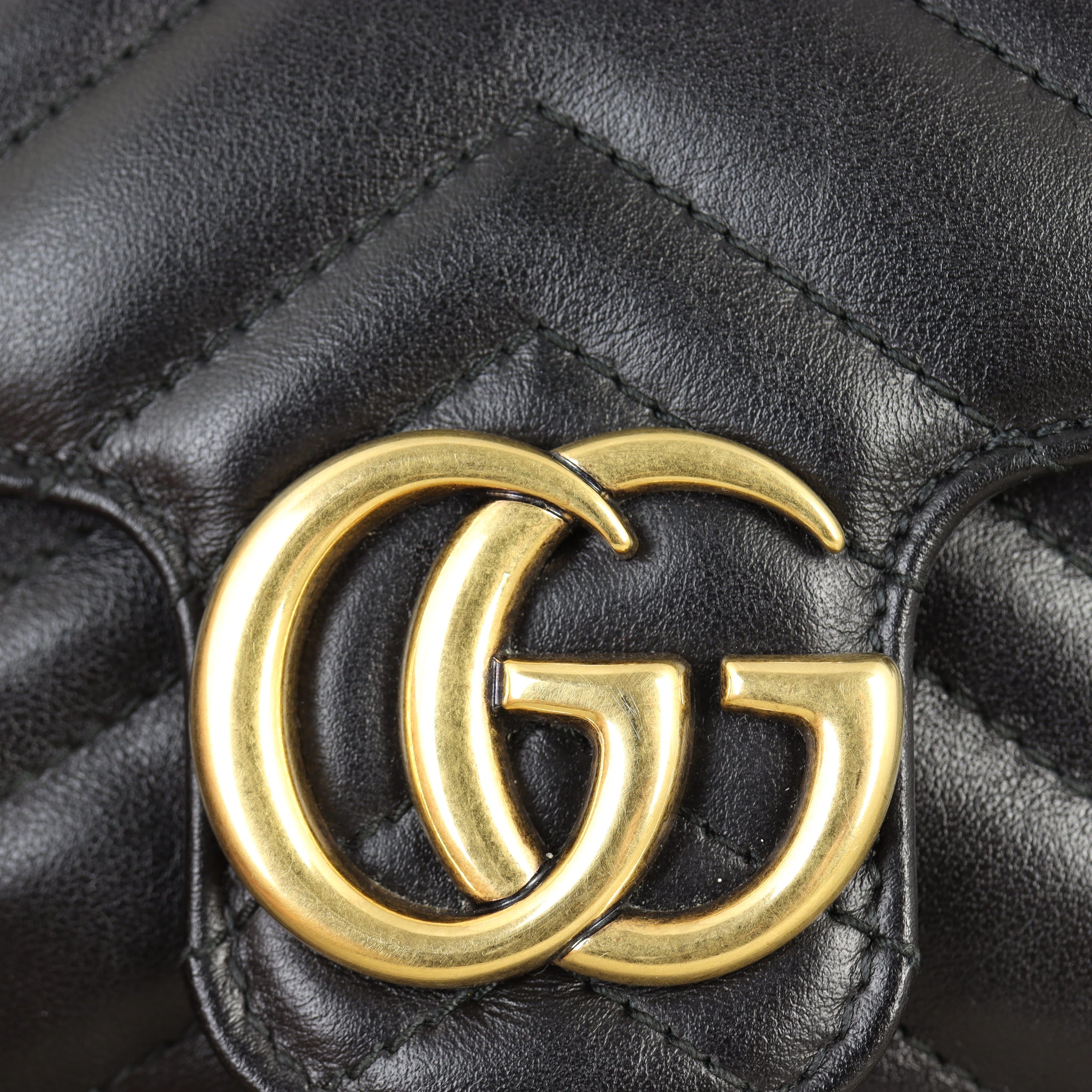 Gucci GG Marmont Matelasse Super Mini Shoulder Bag