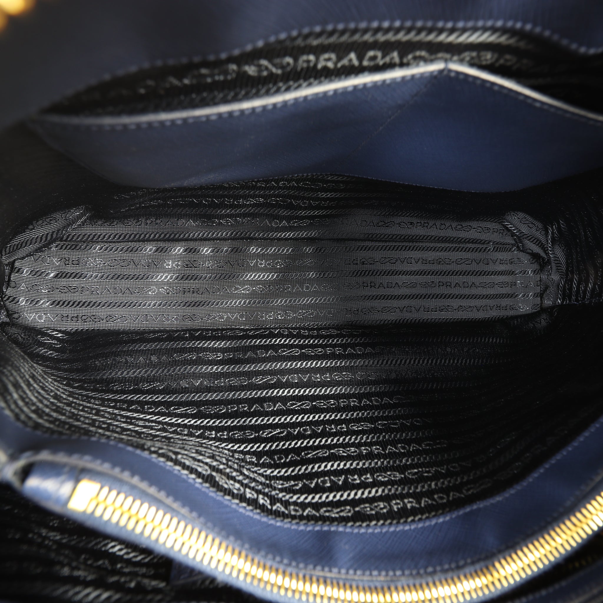 Prada Saffiano Lux Promenade Medium