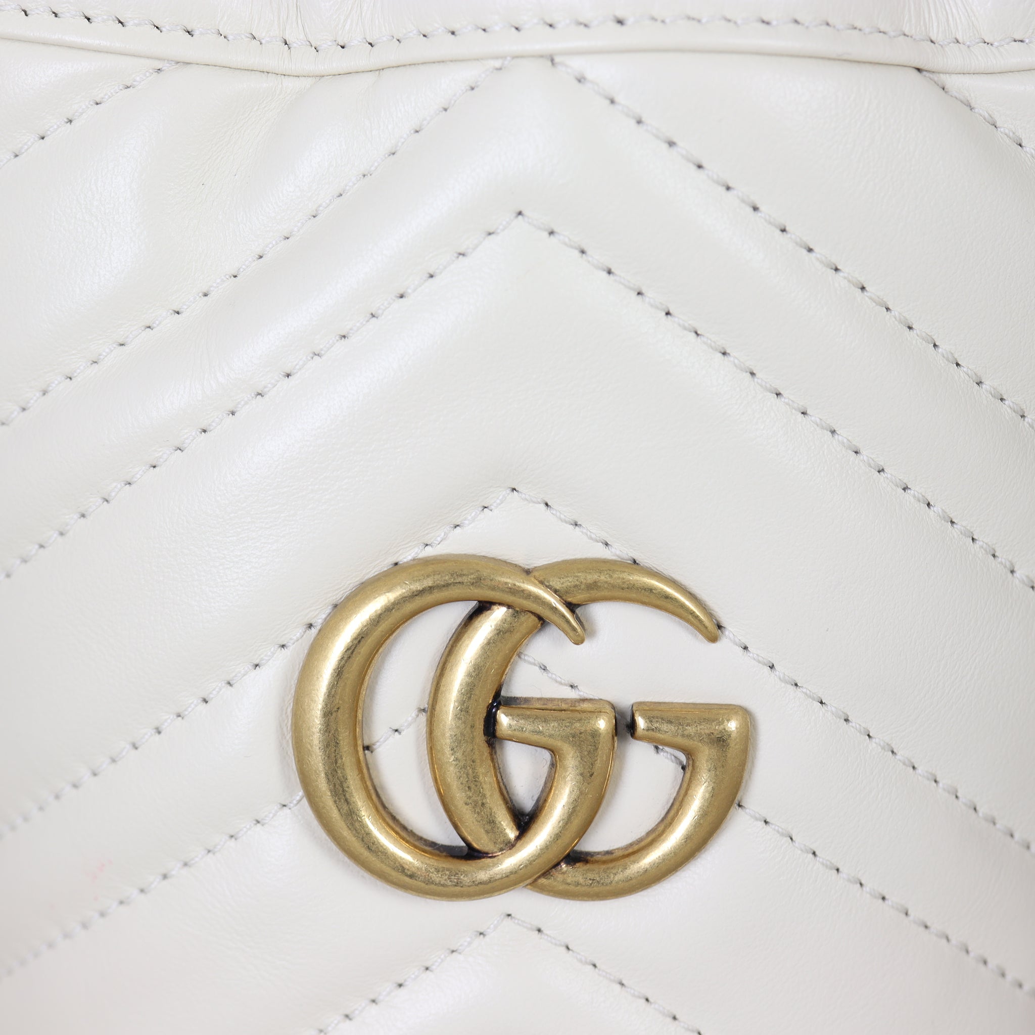 Gucci GG Marmont Mini Bucket Bag
