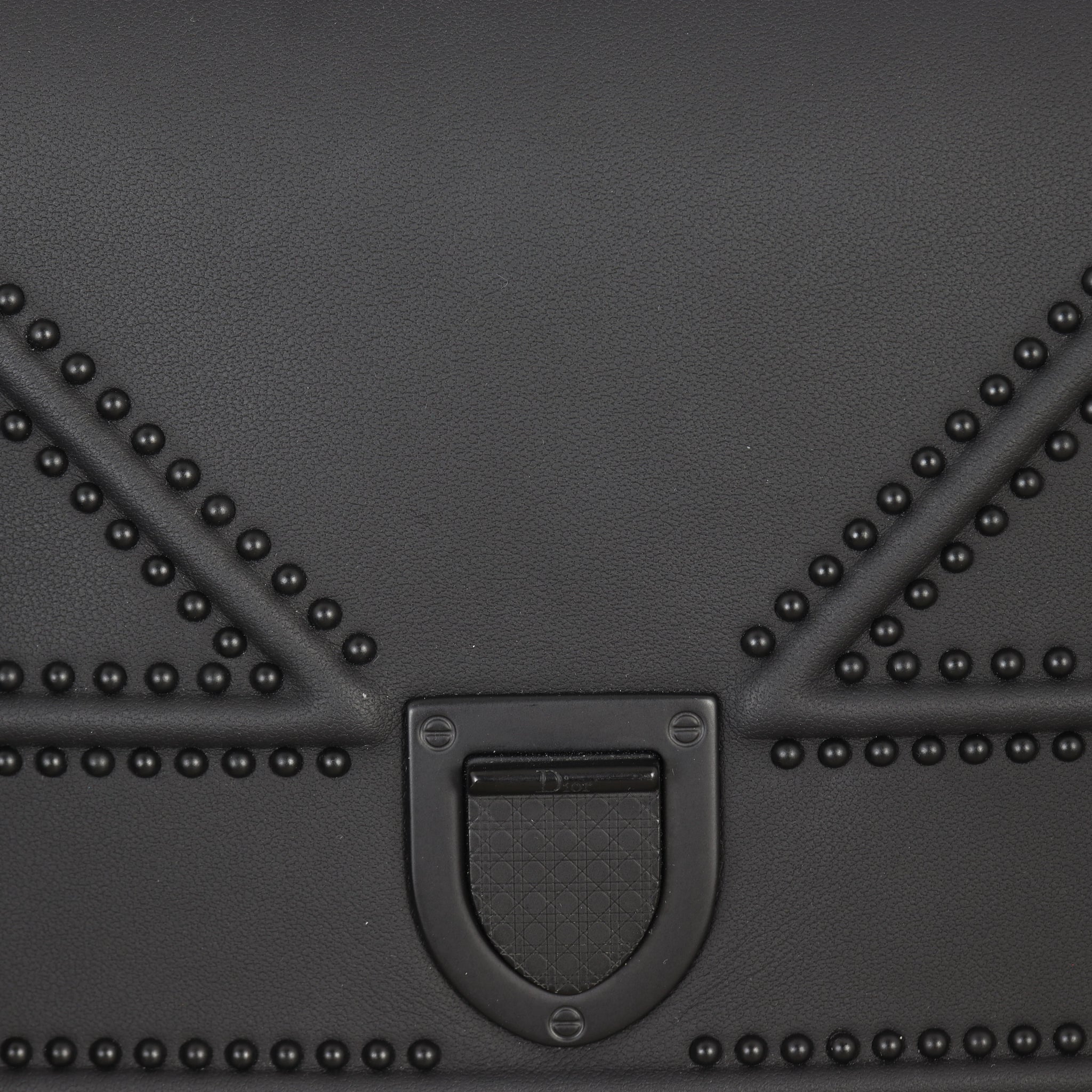 Dior Diorama Wallet on Chain