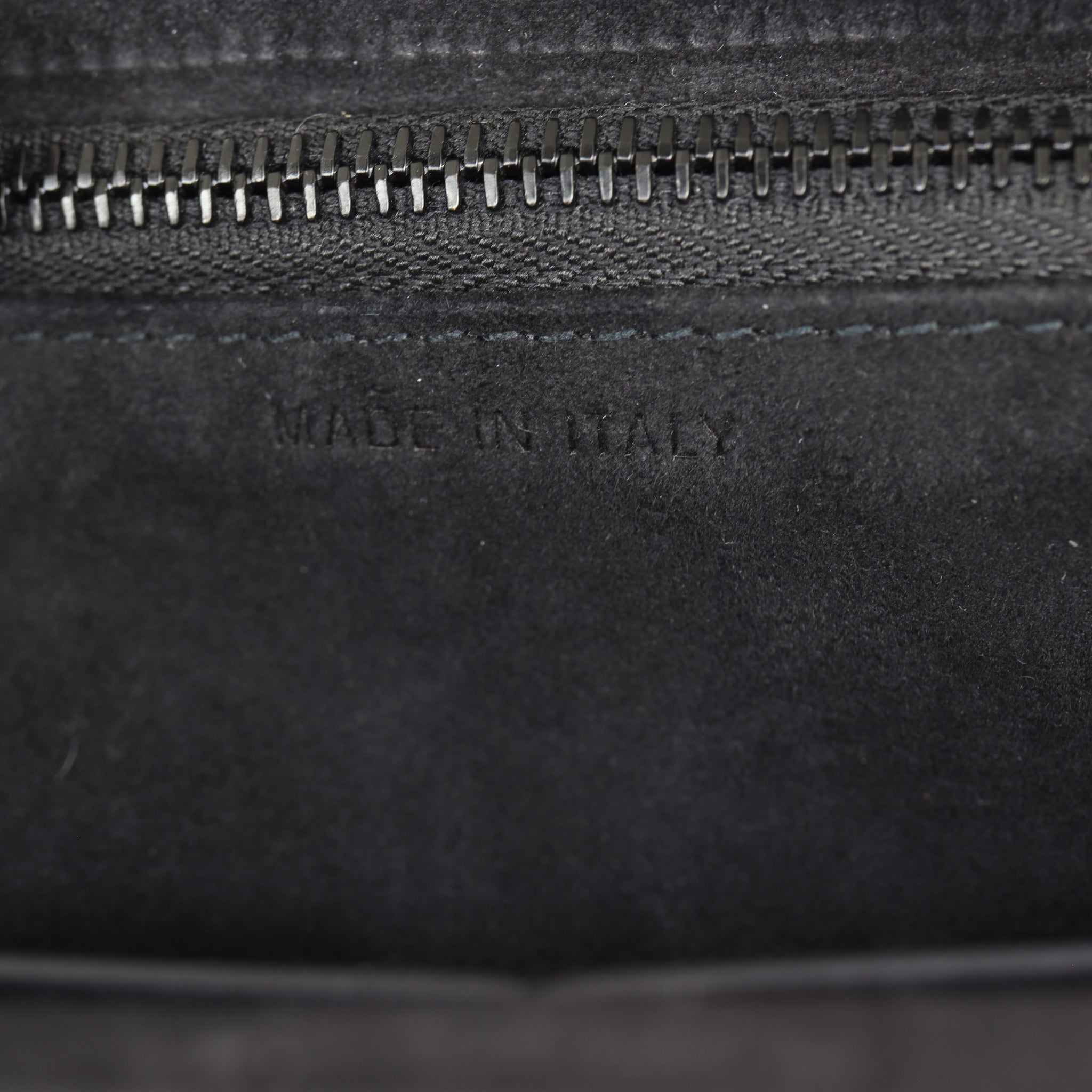 Dior Diorama Wallet on Chain